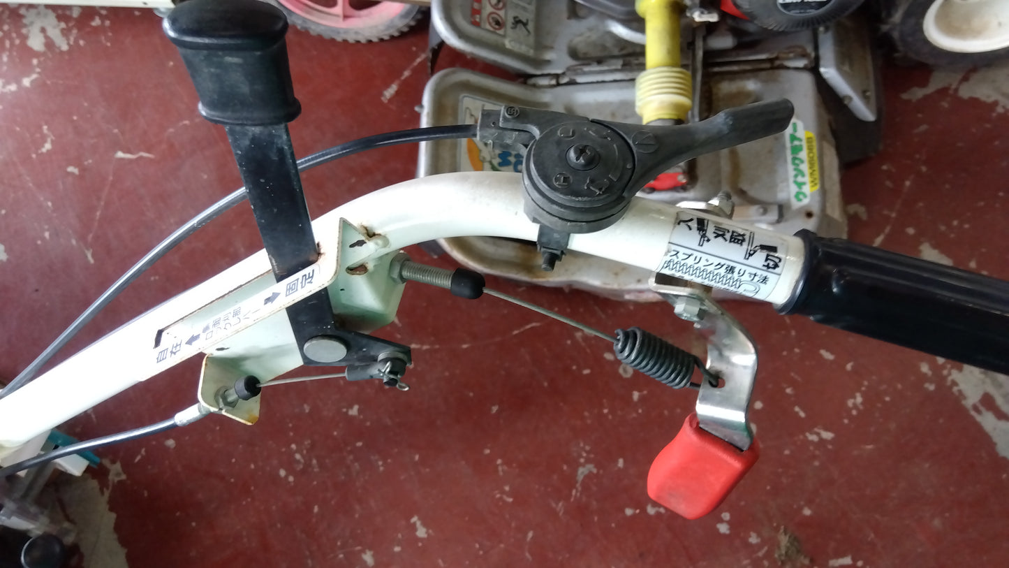 クボタ　中古　畔草刈機　GC602R