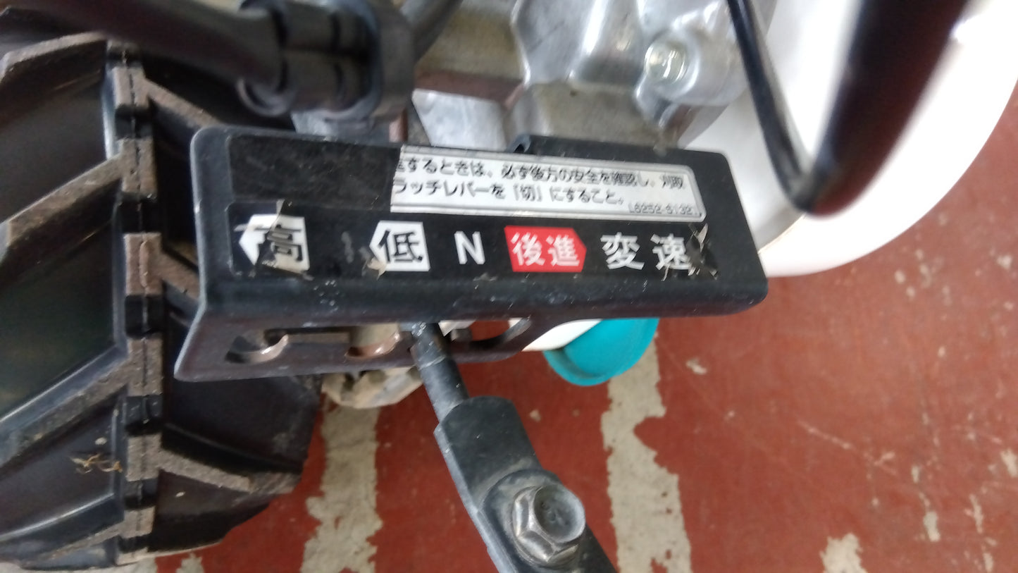 クボタ　中古　畔草刈機　GC602R