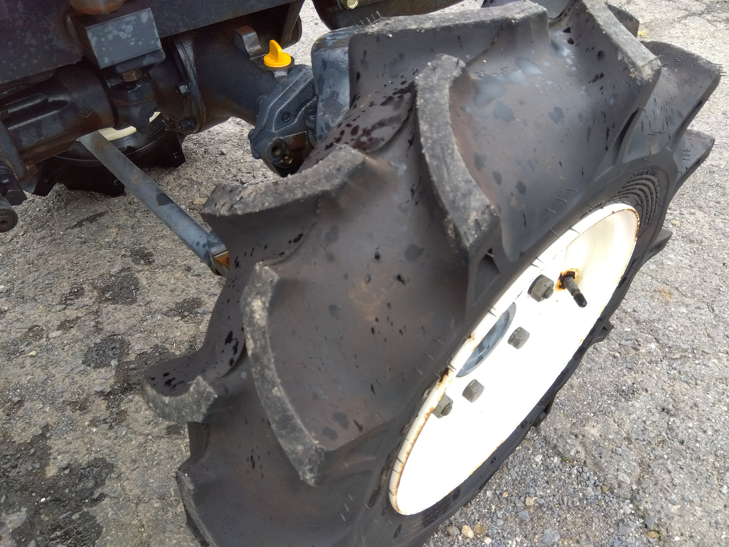 中古　ヤンマー　トラクター　AF220　20馬力