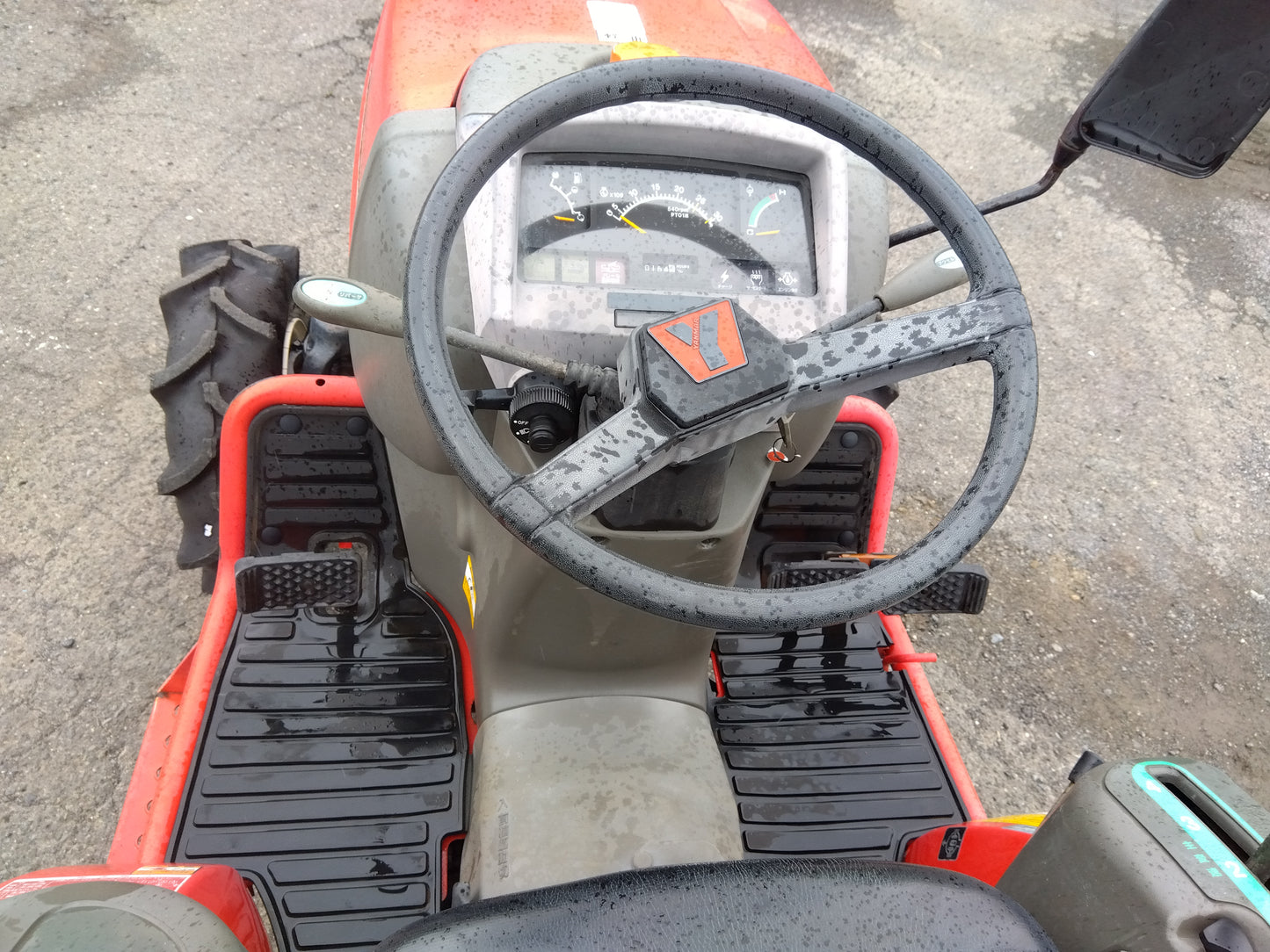 中古　ヤンマー　トラクター　AF220　20馬力