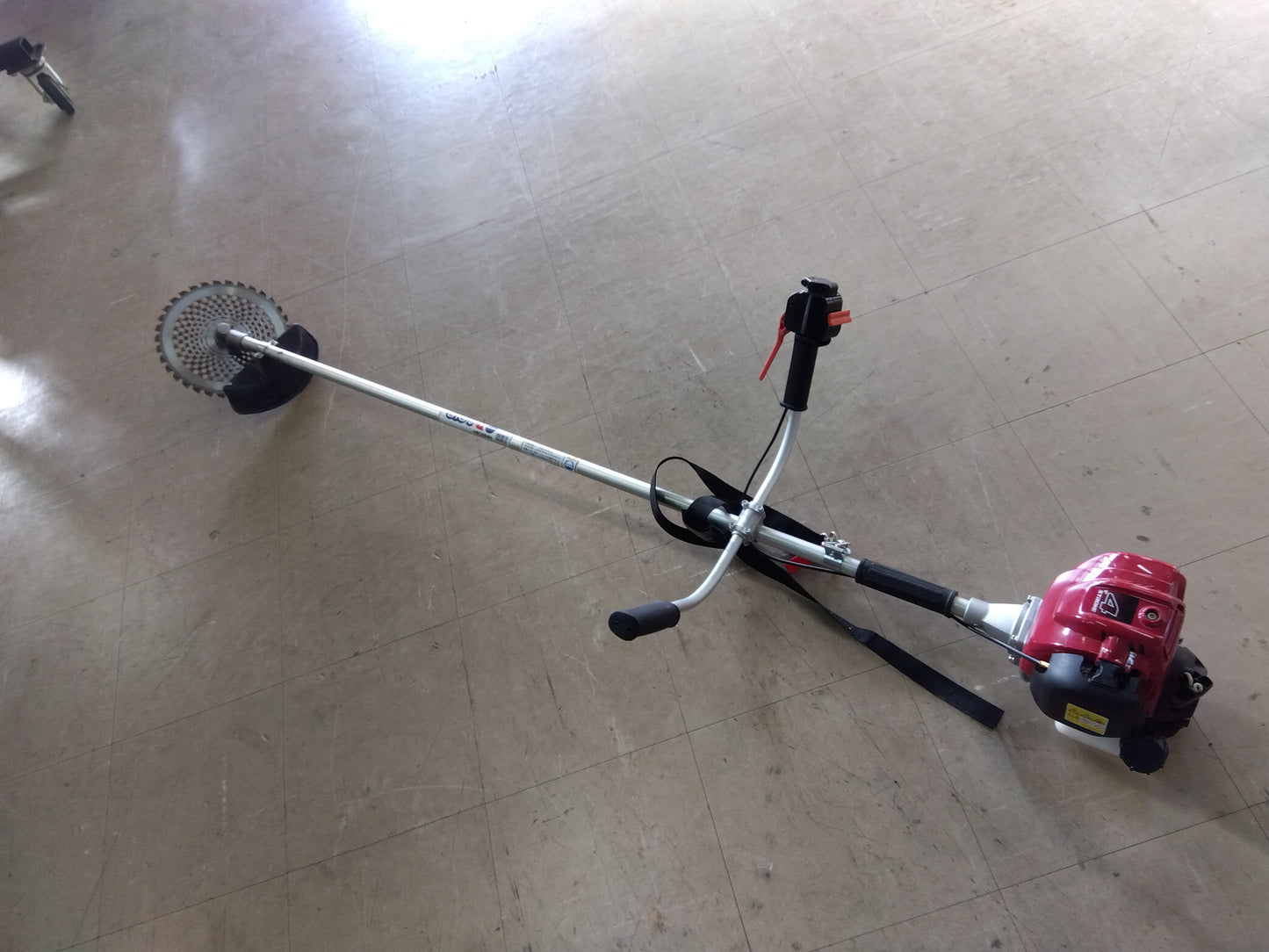 ホンダ　中古　刈払機　HBC254H　4サイクル