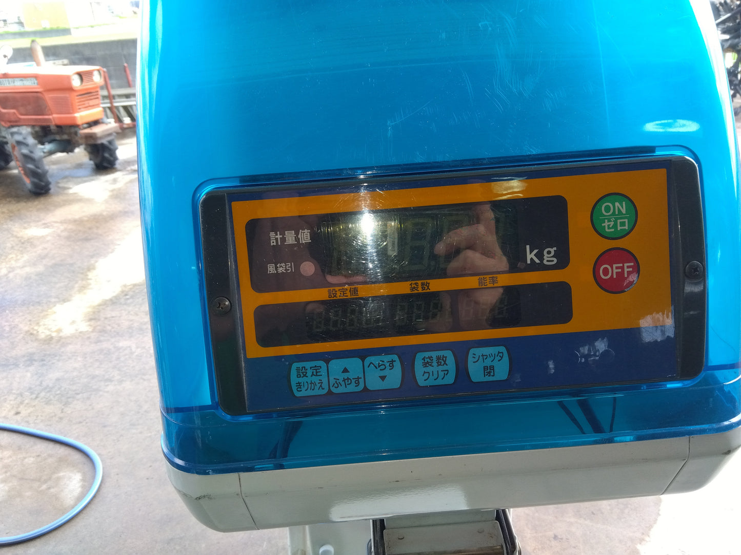 イセキ　中古選別計量機　LTA20　山形店　（8255）