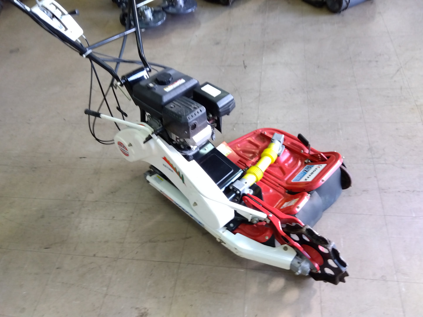 共立　中古　ウィングモア　AZ736A