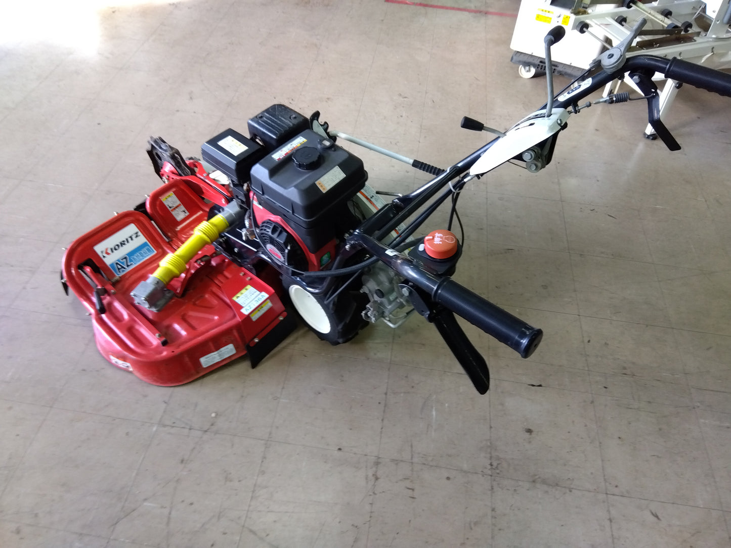 共立　中古　ウィングモア　AZ736A