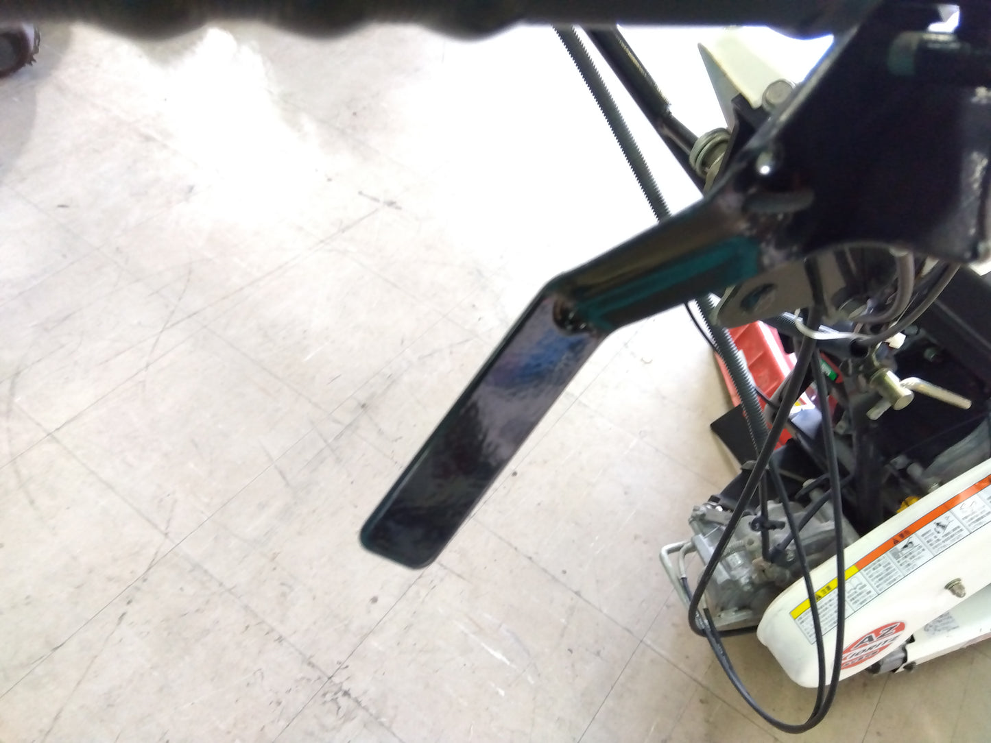 共立　中古　ウィングモア　AZ736A