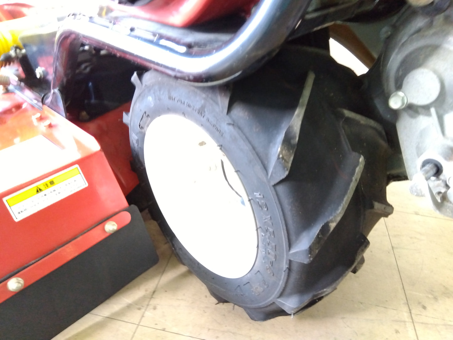 共立　中古　ウィングモア　AZ736A