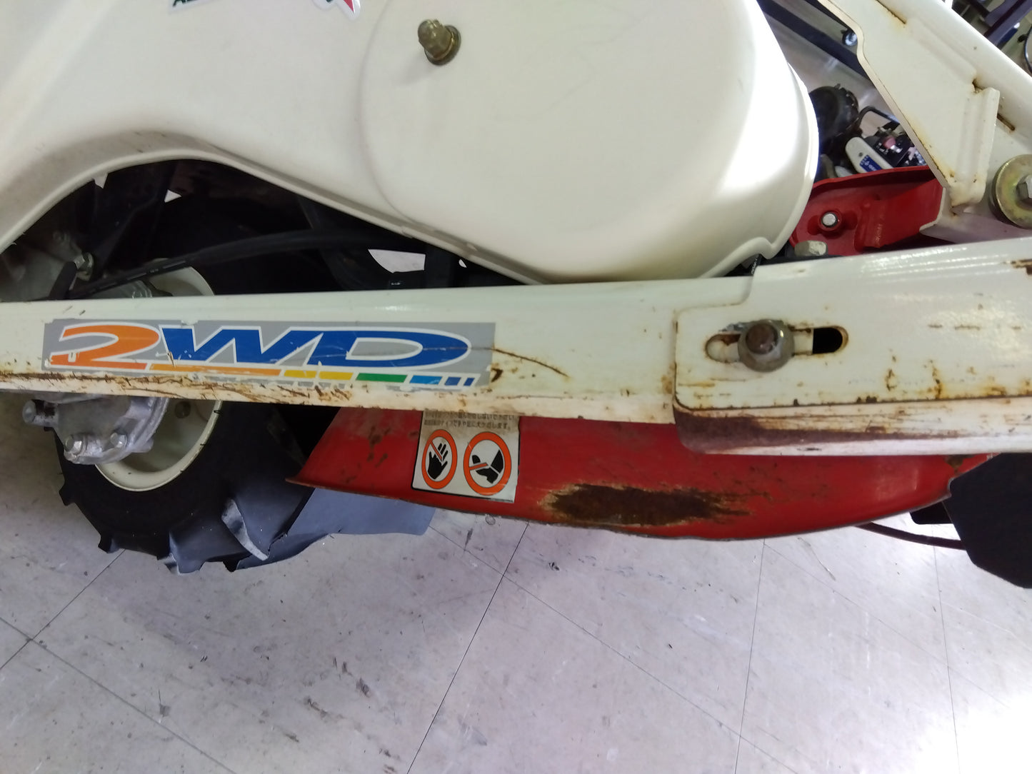 共立　中古　ウィングモア　AZ736A