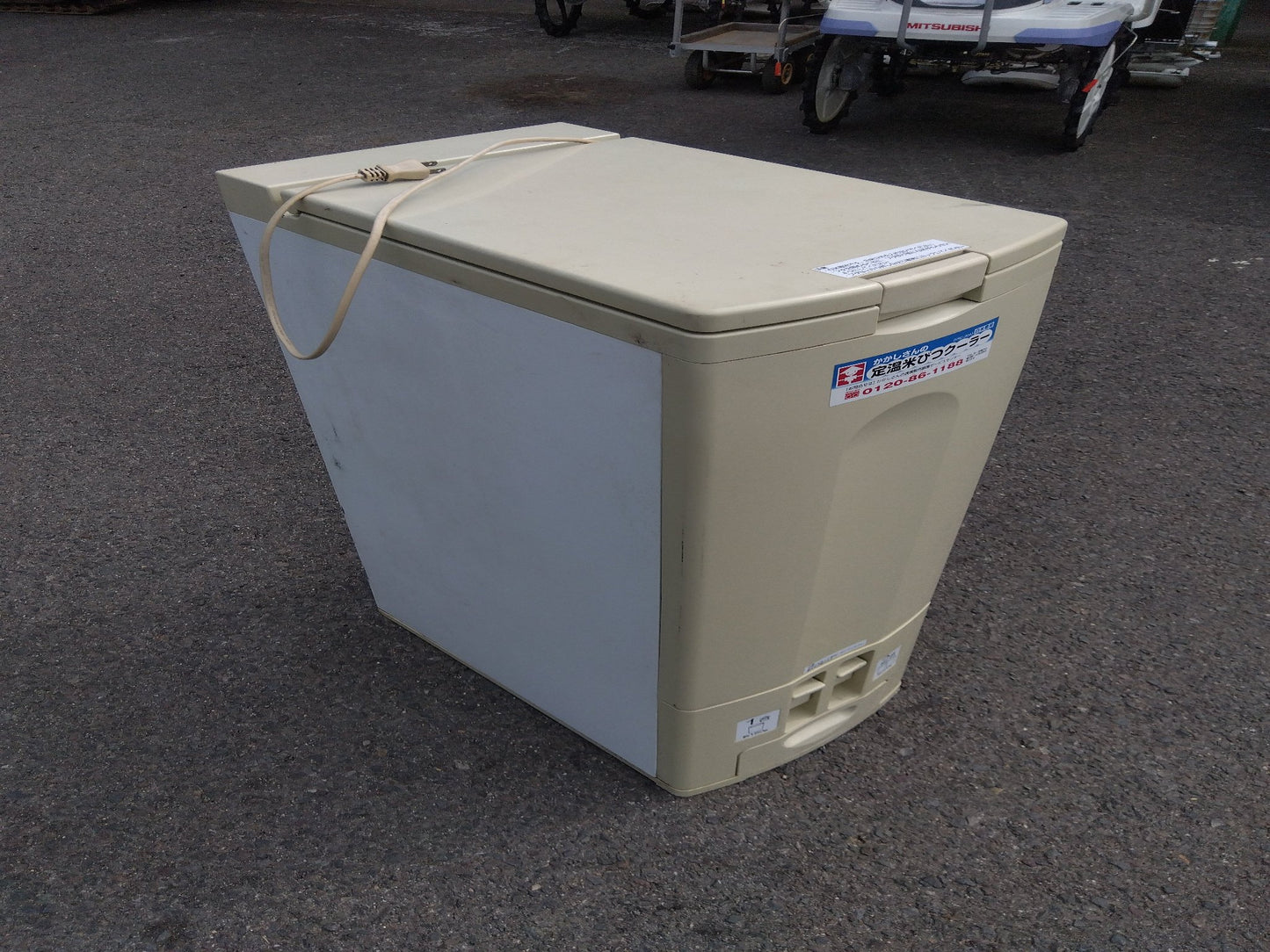 かかし　中古　定温米びつクーラー　KRC-30A