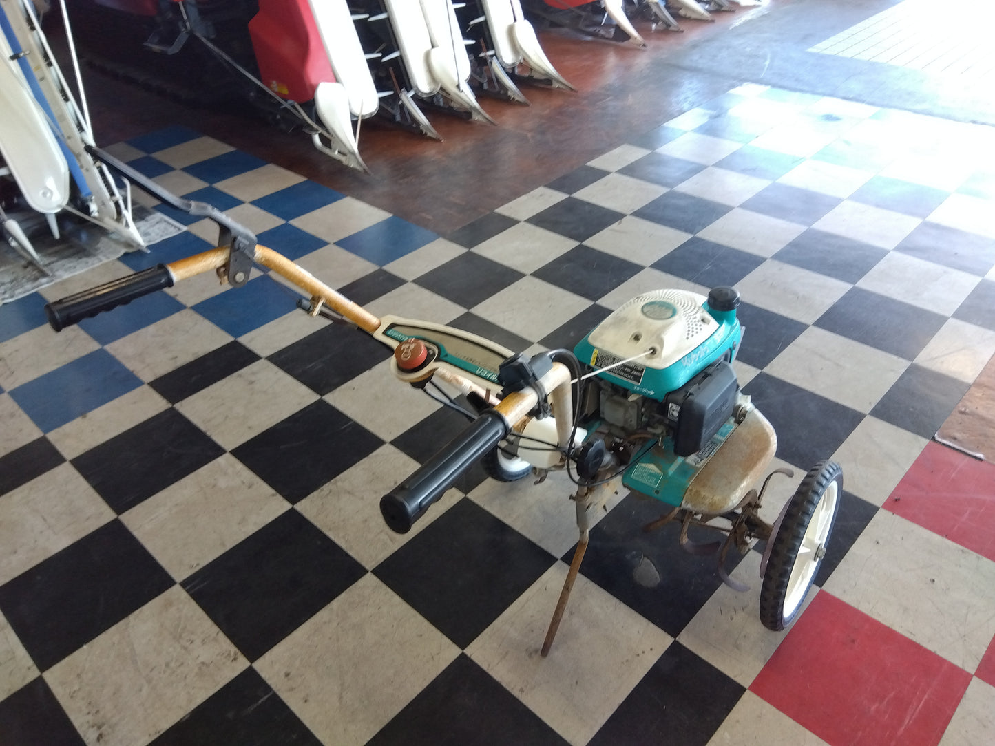 クボタ　中古　耕運機　TMA300