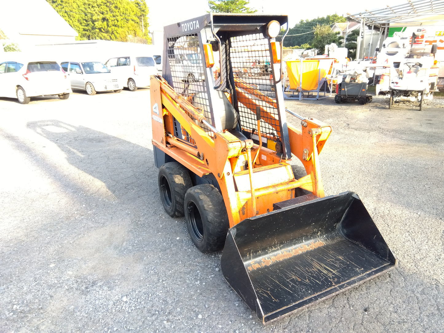 トヨタ　中古　スキッドステアローダー　3SDK