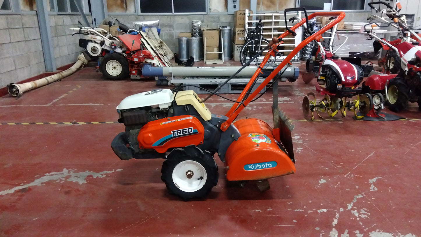 クボタ　中古　耕耘機　TR60