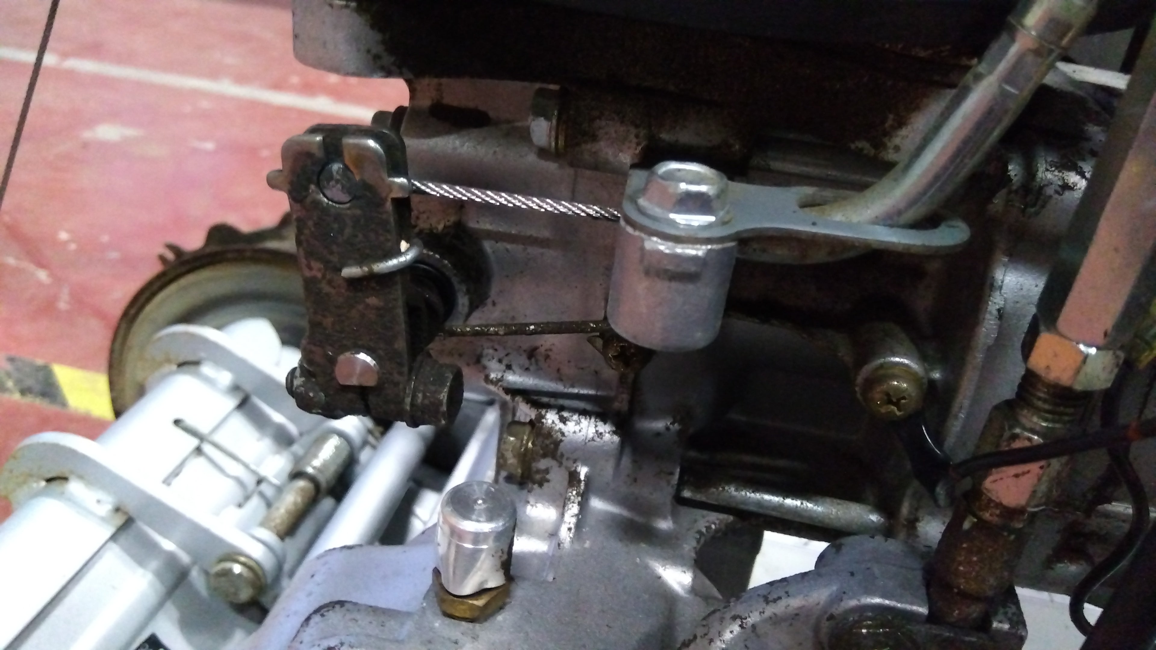 値下げします。スパイダーモァエンジンです。ジャンク