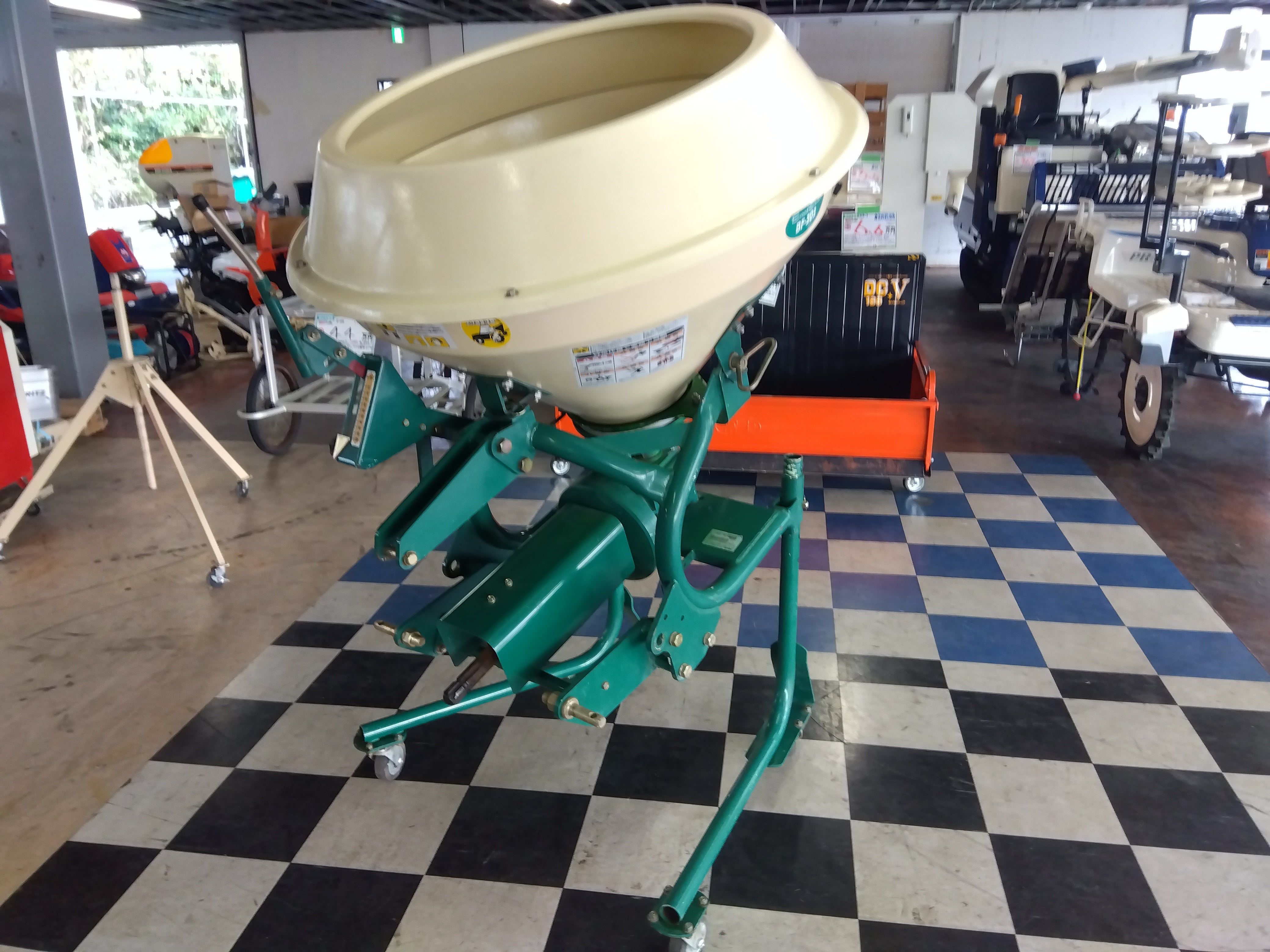 ササキ 中古 ブロードキャスター BF-303 – 農キング
