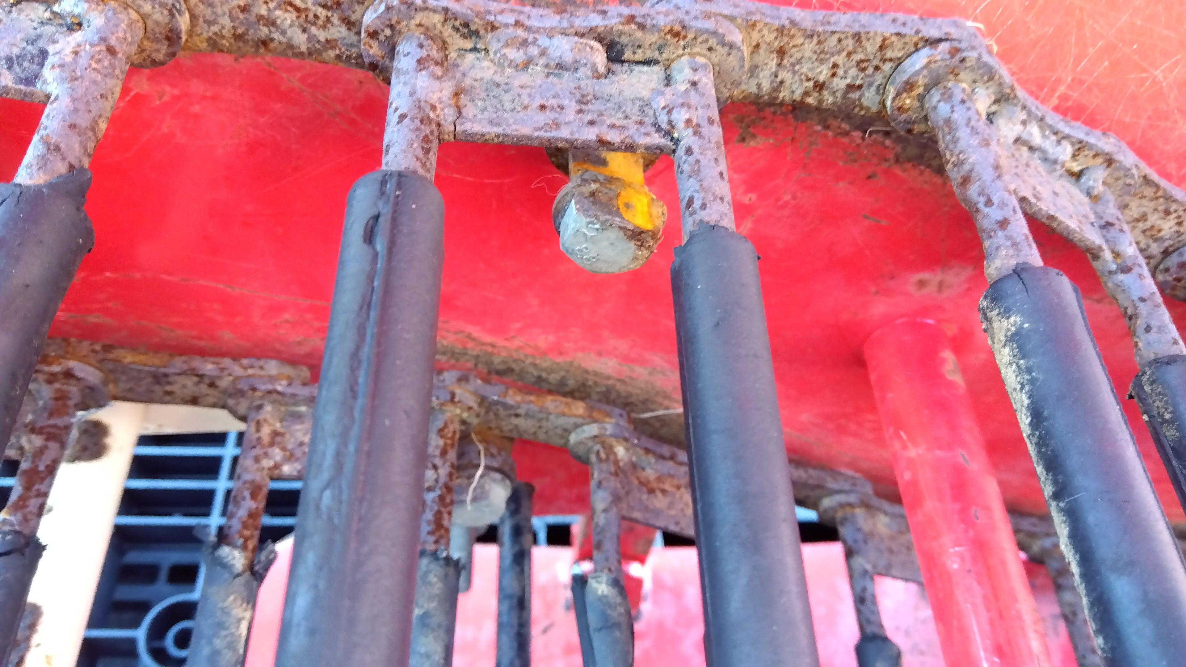 二プロ 中古 掘り取り機【Sヒッチ・横送りコンベア付き】＊＊BL