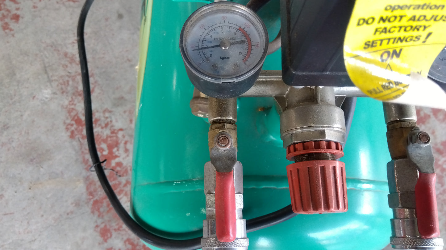 SHIMGE　中古　コンプレッサー　SGBM9027　「宮城店458」