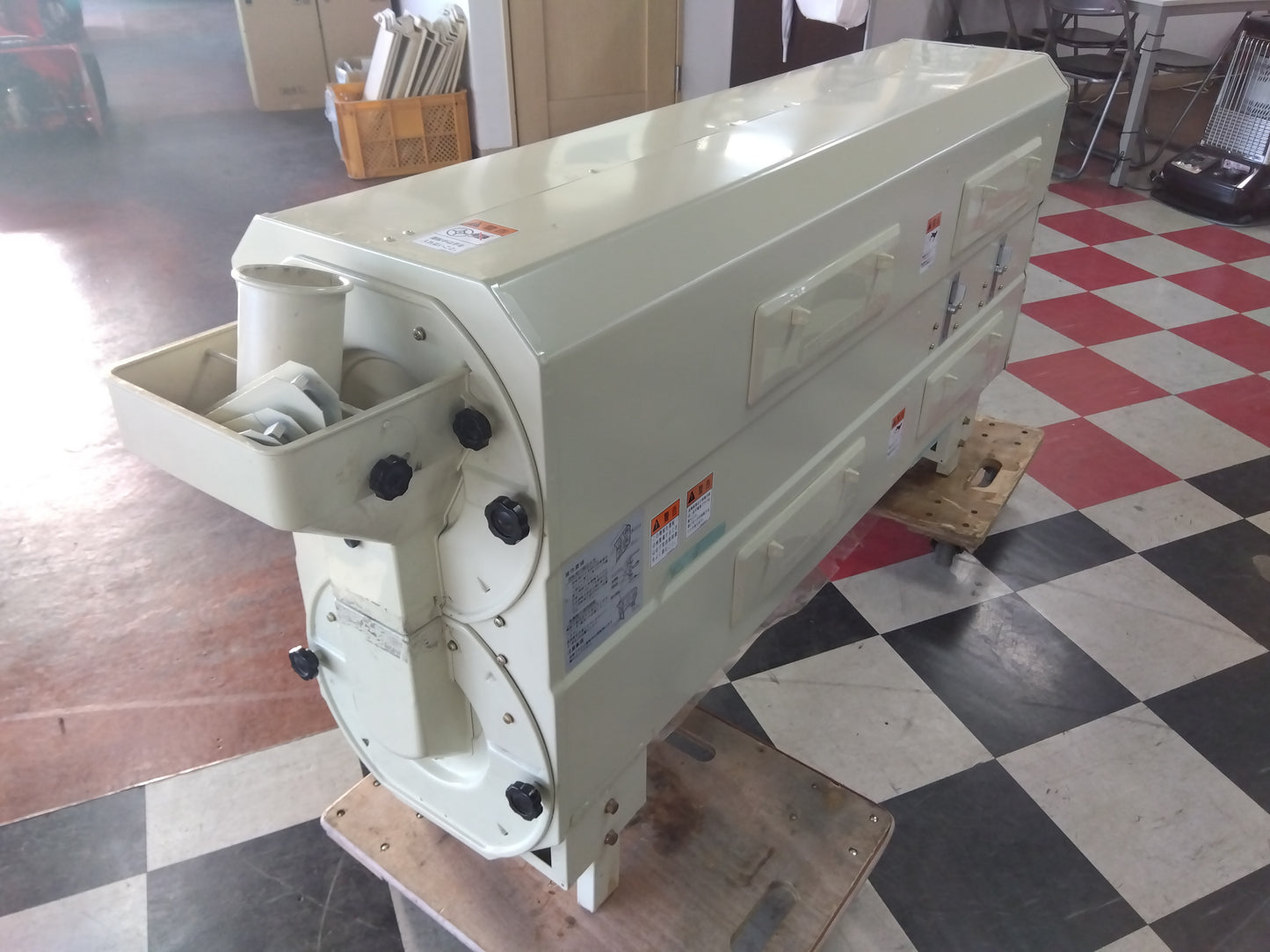 サタケ　中古　ライスグレーダー　WS12F　①