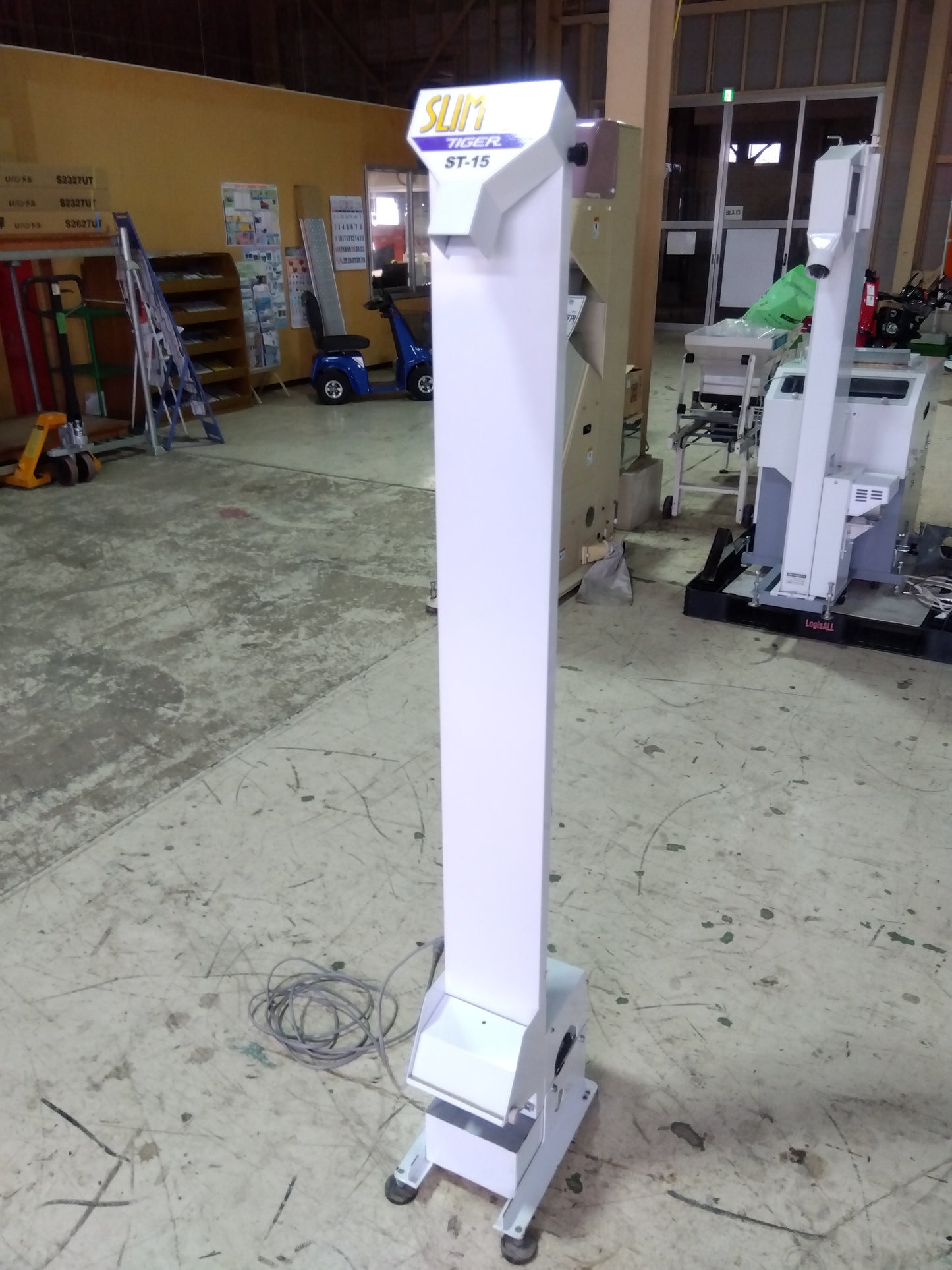 タイガーカワシマ 中古 薄型昇降機（屑米用）ST-15（S） 【山形店 8696】