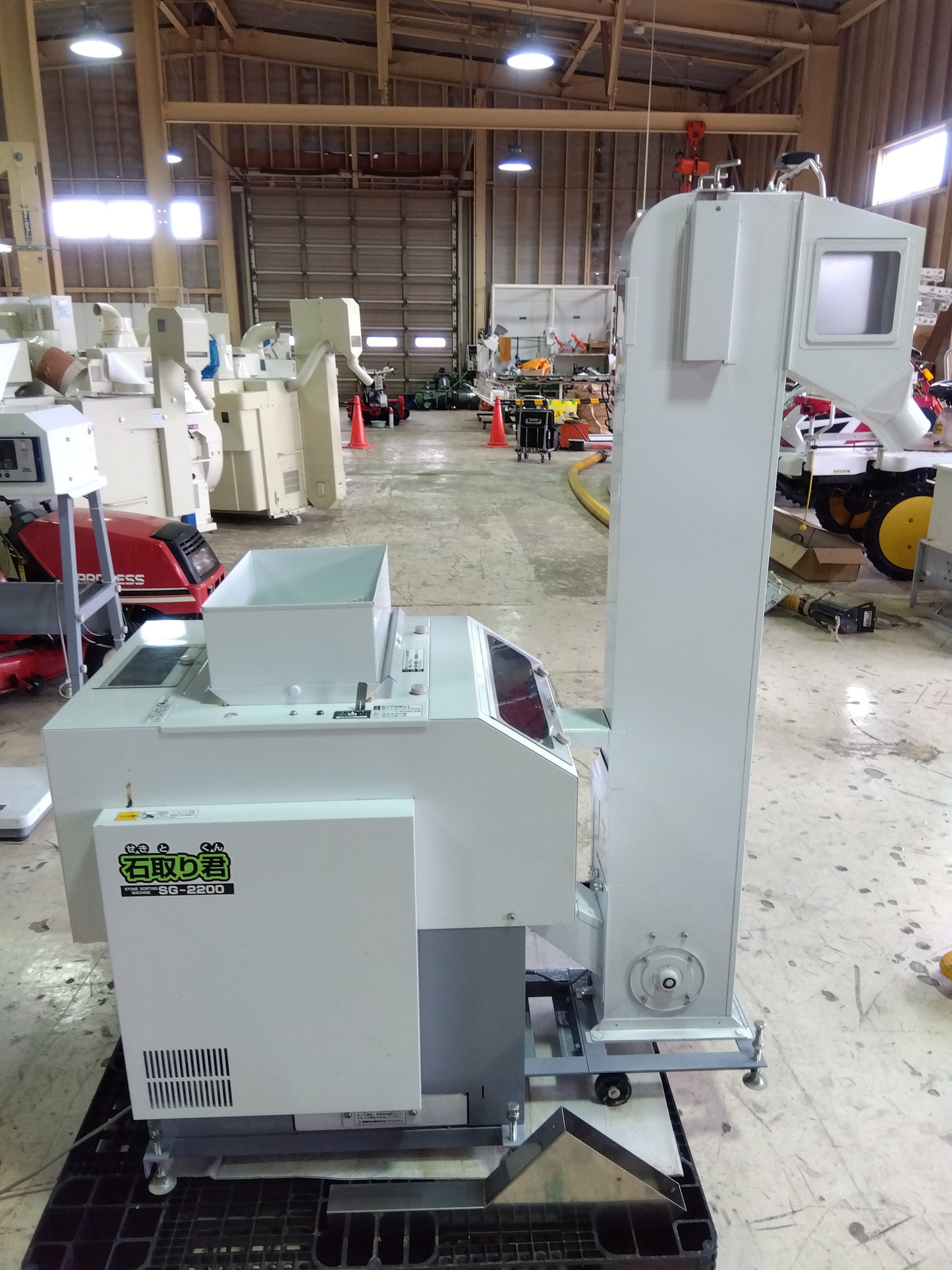 タイガーカワシマ 中古 自動石取機 石取り君 SG-2200U【山形店 8693】