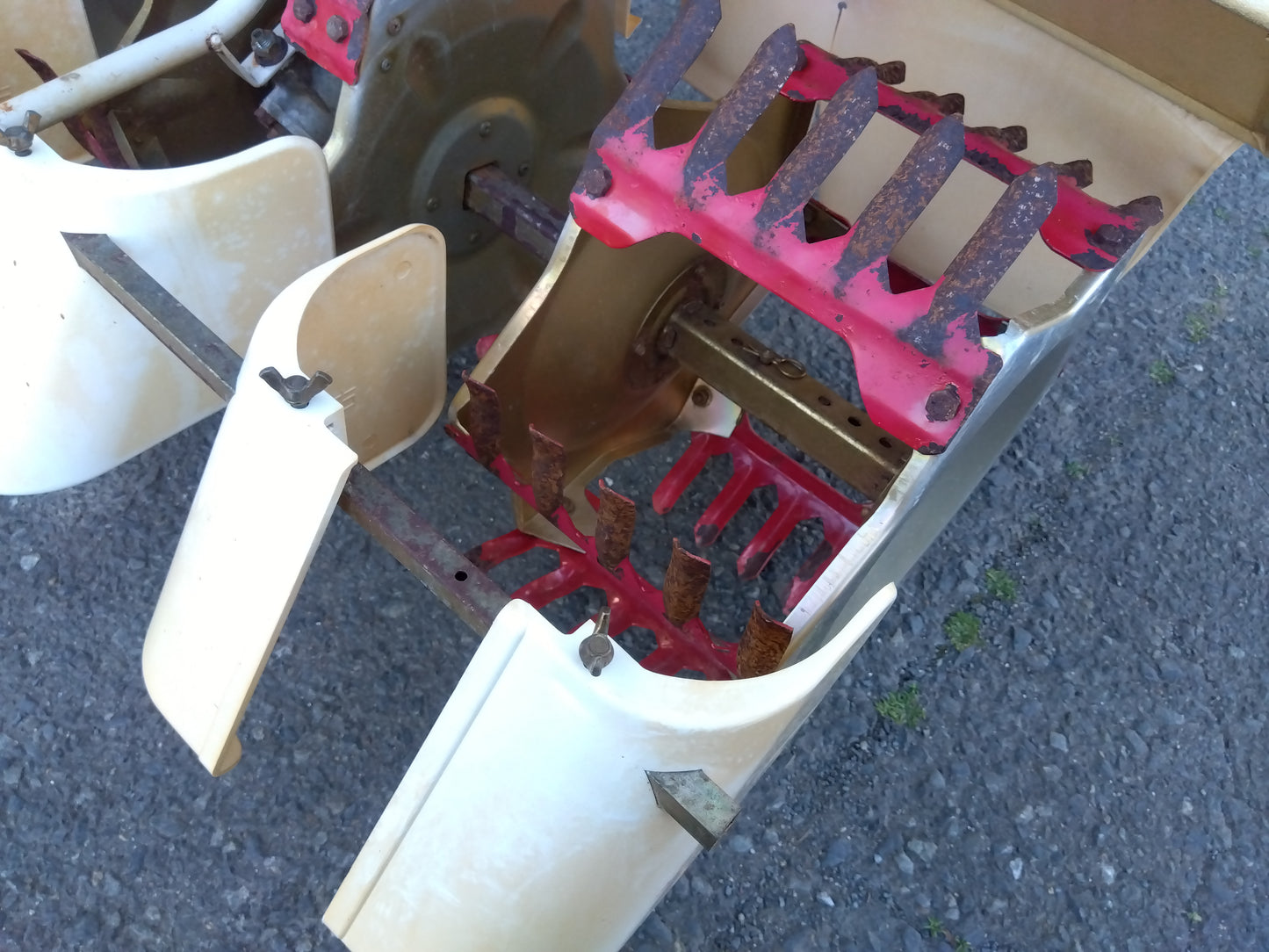 オータケ　中古　水田中耕除草機　MA3（ジャンク品）　「宮城店　1941」