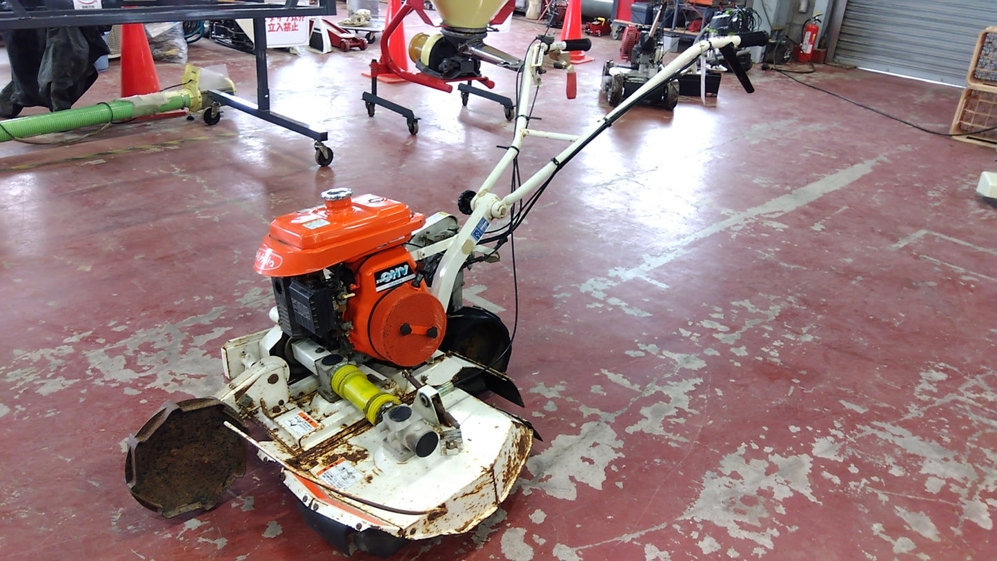 【ジャンク品】クボタ　中古　畔草刈り機　GC601　「宮城店1951」