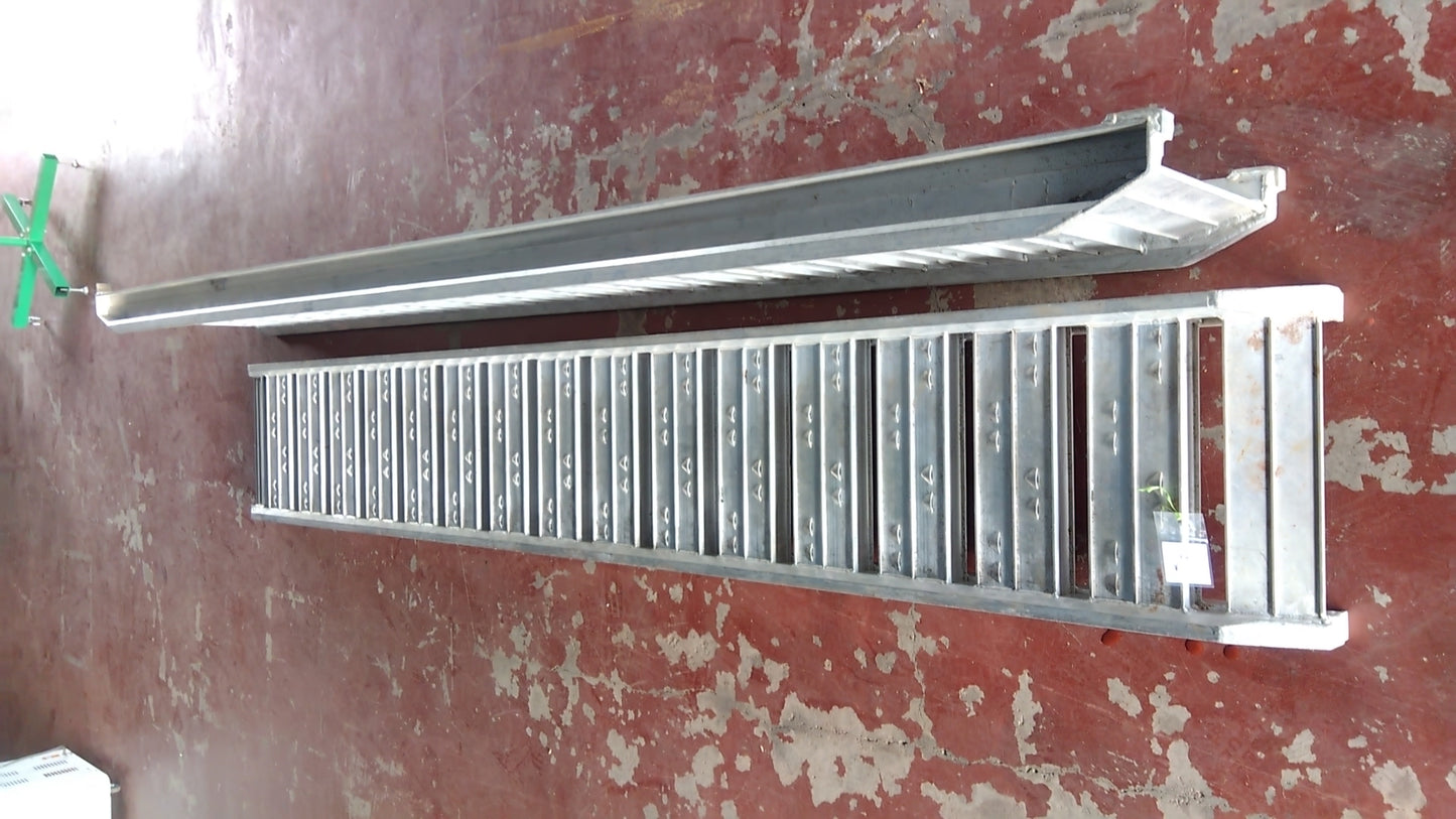 三菱　中古　アルミブリッジ　SBA　「宮城店1981」