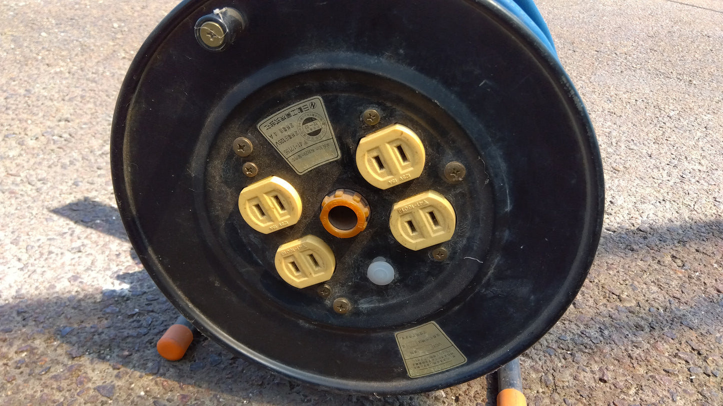 日動工業 コードリール NR-304D【山形店8923】