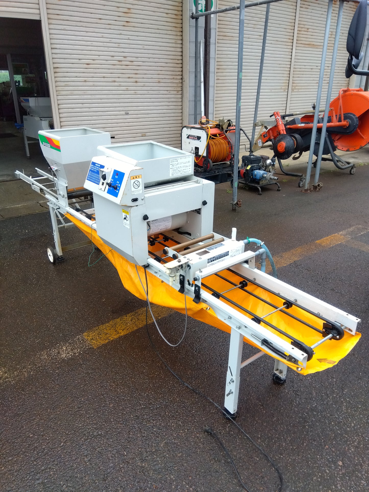 コンマ製作所 中古 整列播種機 SP-GX3002 【山形店 8942】