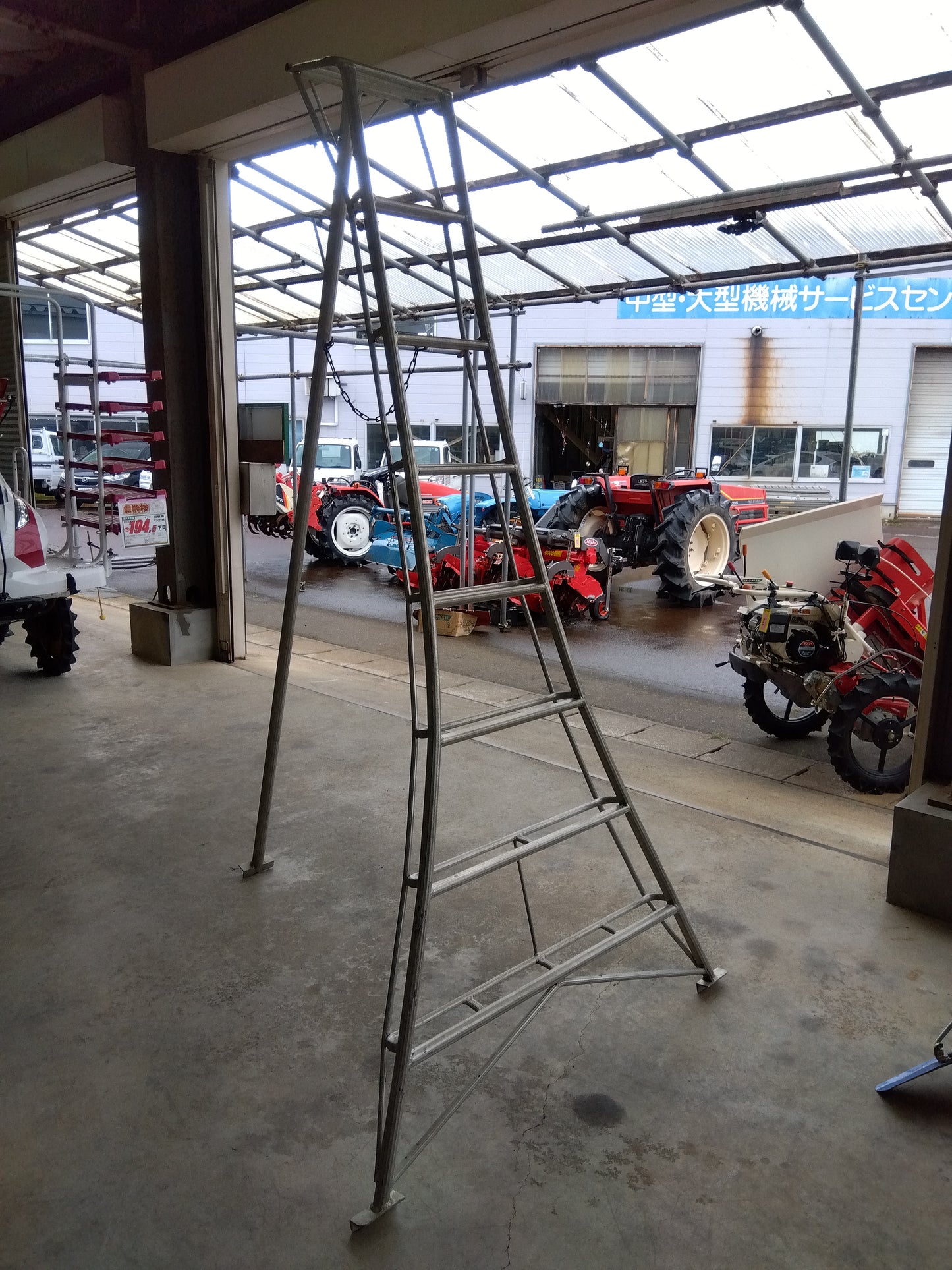 メーカー不明 中古 アルミ三脚 8尺 【山形店 8983】