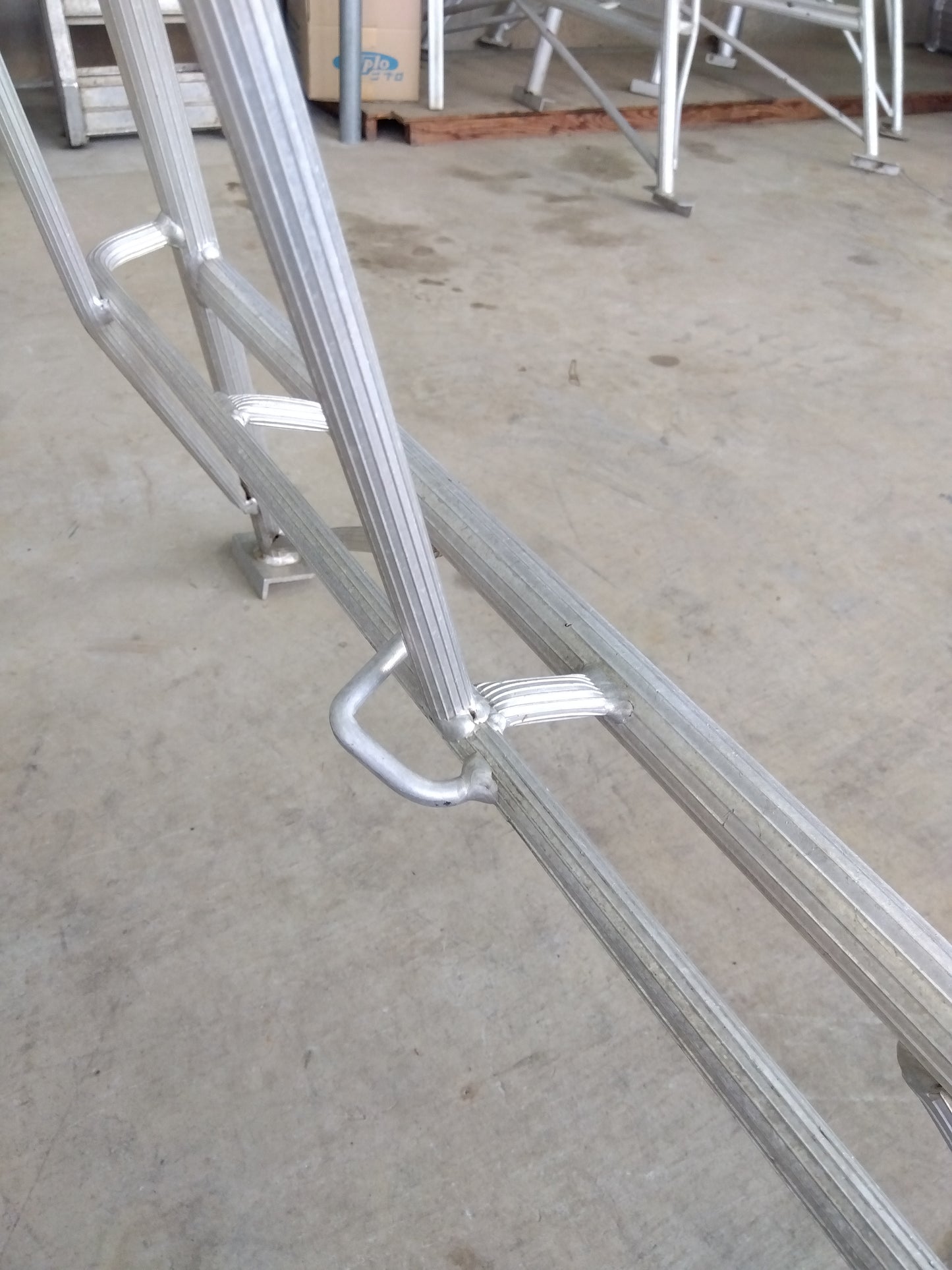 メーカー不明 中古 アルミ三脚 7尺 【山形店 8982】