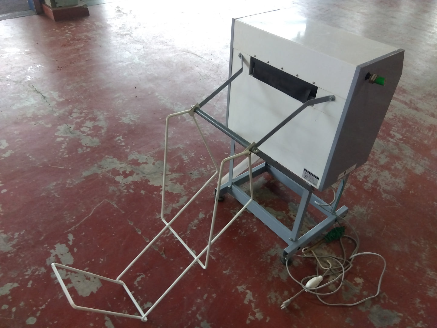 タイガー　中古　苗箱洗浄機　NBC-300　「宮城店　2055」