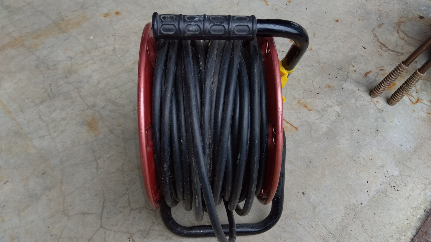 日動工業 コードリール NP-30【山形店9000】