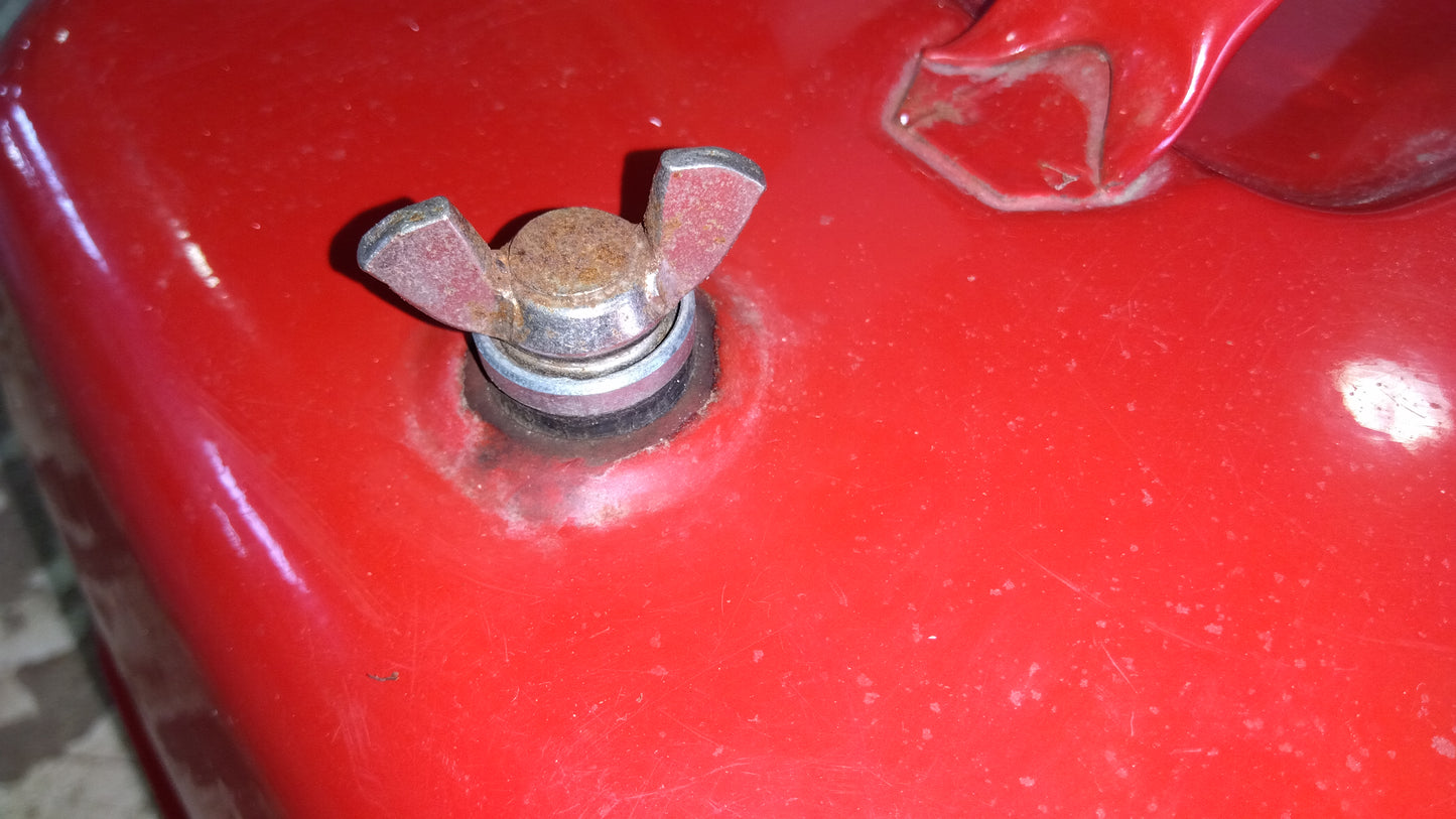 ユニオン産業 ガソリン携帯缶 TU-10【山形店8948】