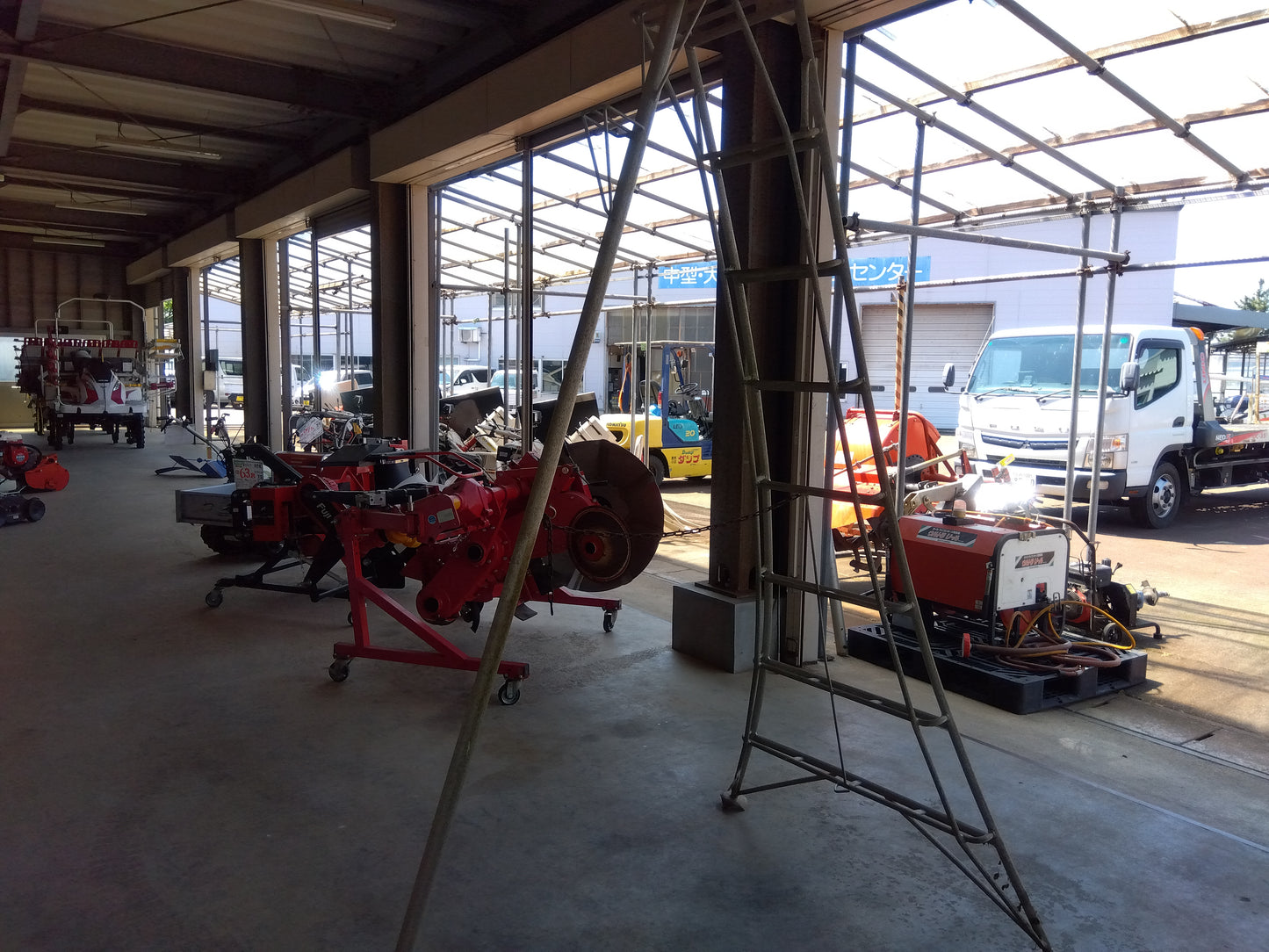 アルミ三脚　8尺【9066】