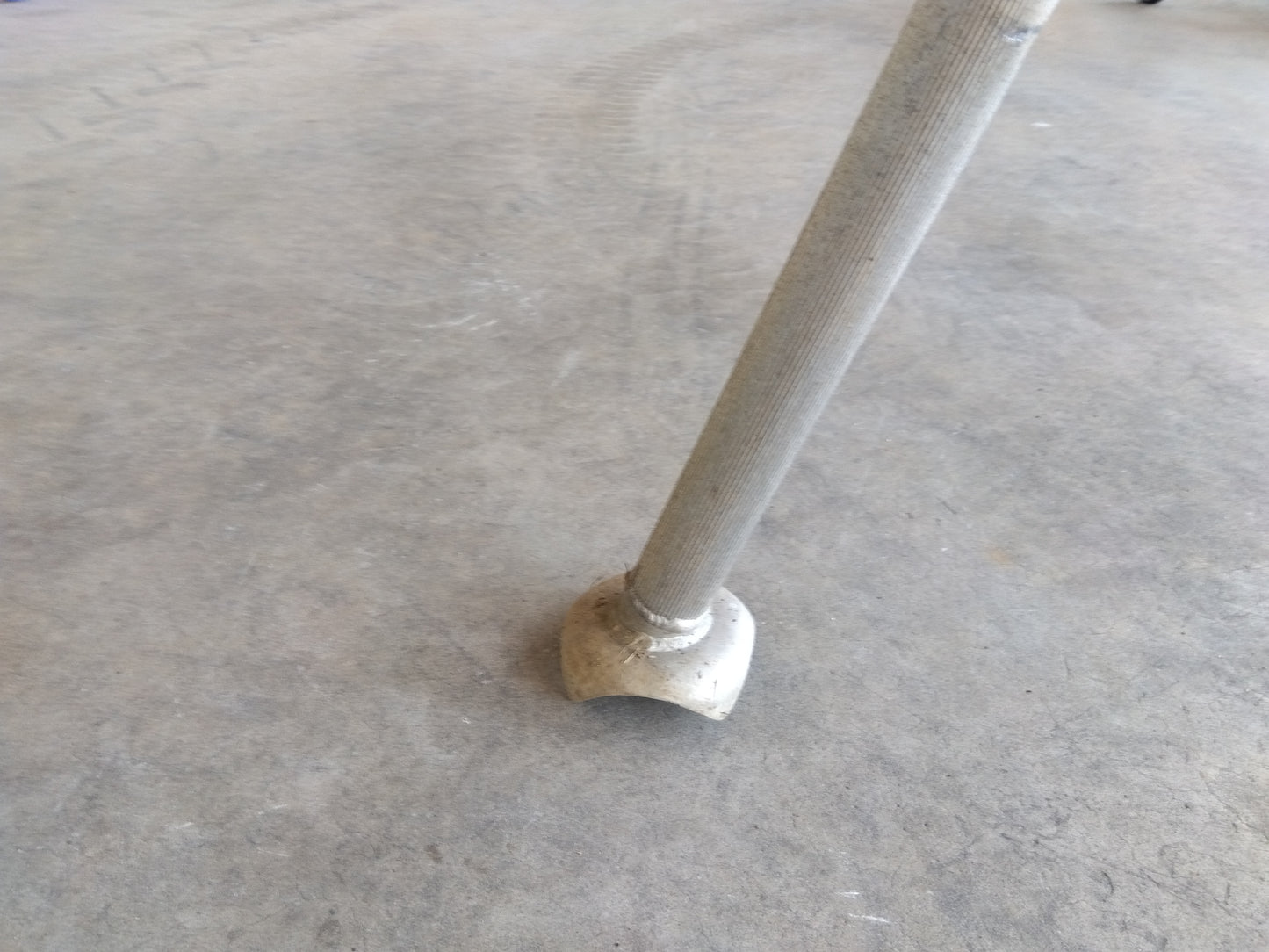 アルミ三脚　8尺【9066】