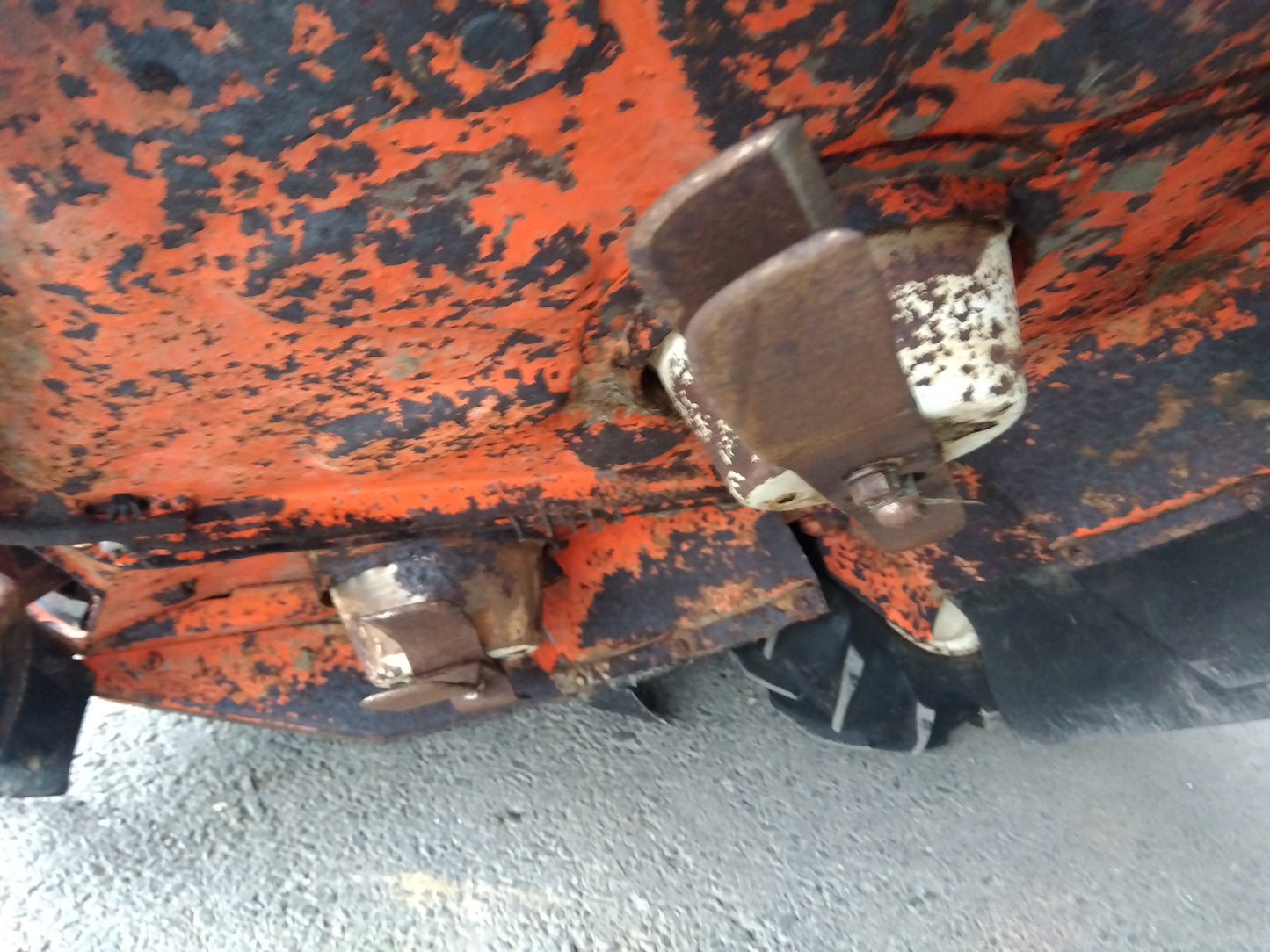 クボタ　中古　畦草刈機　GC705RD　【2076】