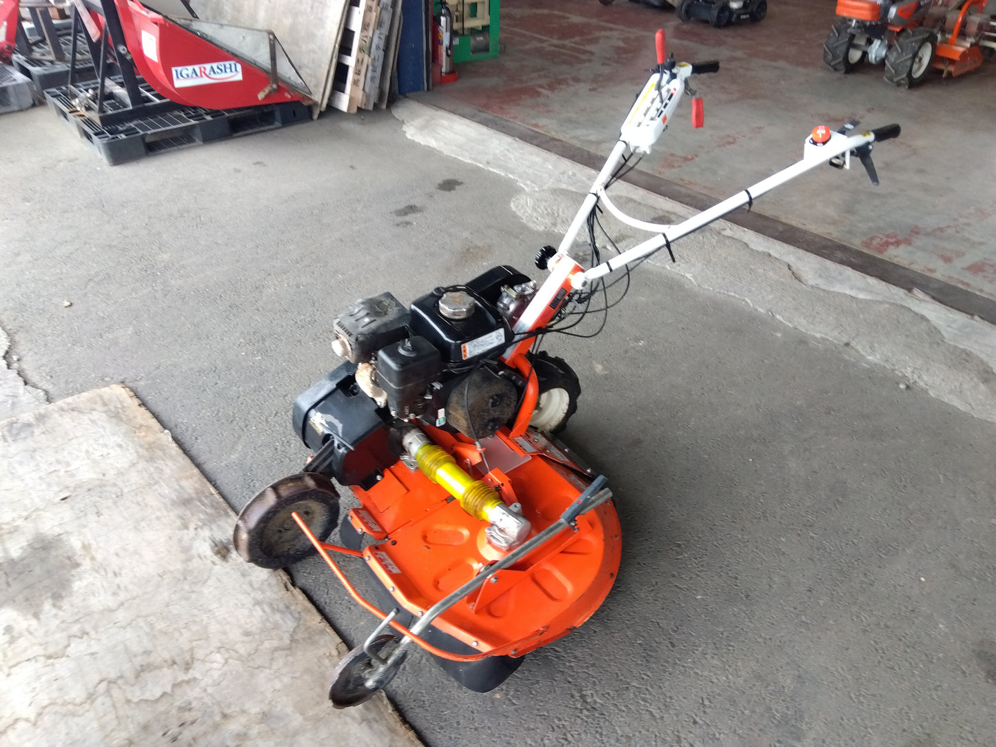 クボタ　中古　畦草刈機　GC705RD　【2076】