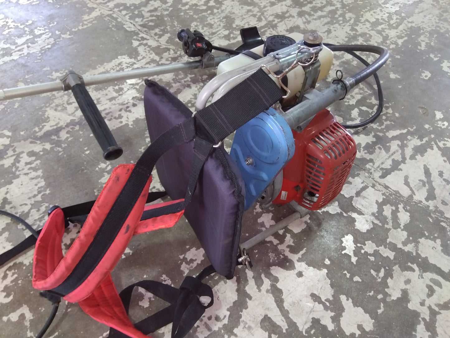 ビーバー 背負式刈払機 K4 + L467Z【山形店9086】