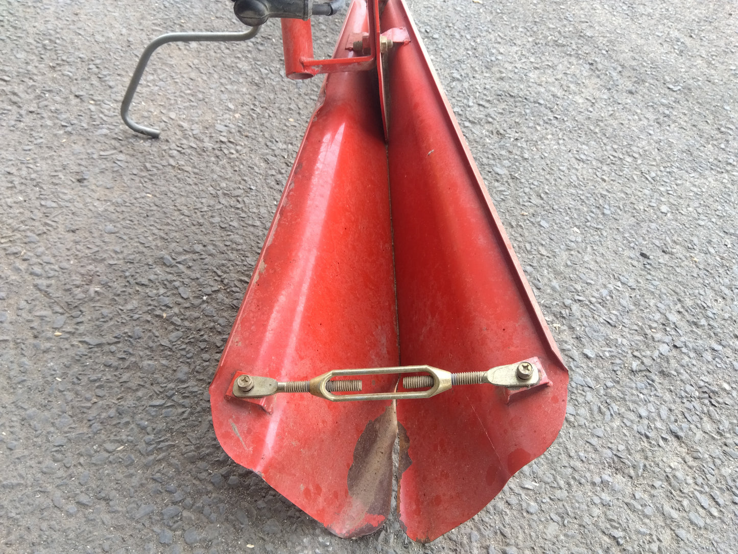 丸山　中古　歩行溝切機　MKF-310　【2009】　ジャンク品扱い