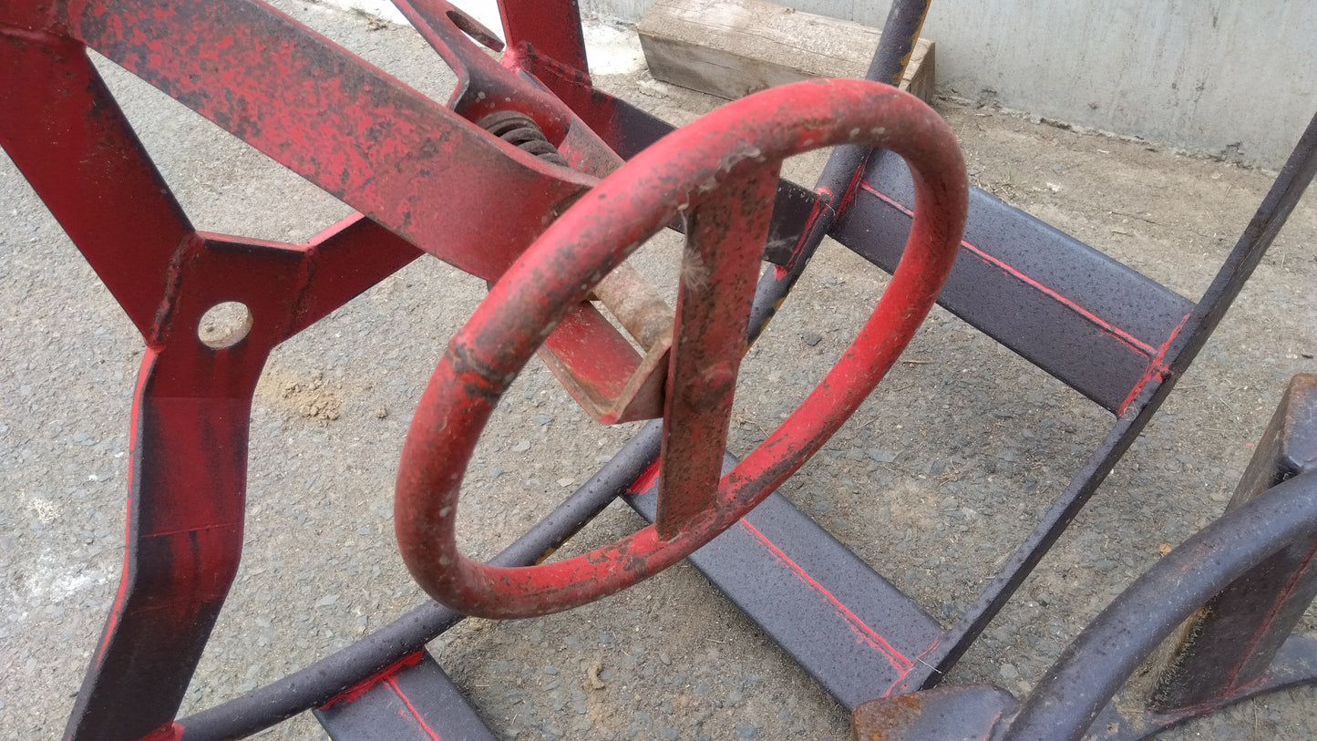 メーカー不明　中古　カゴ車輪　「宮城店2156」