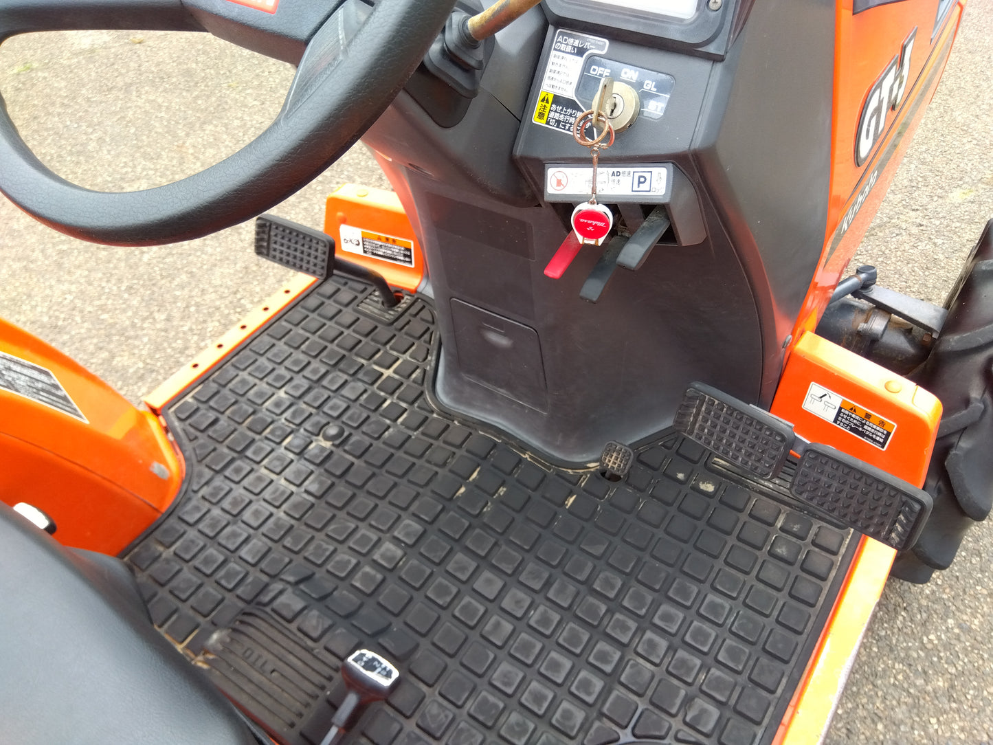 クボタ トラクター GT-3/NR15/ZE222【山形店9144/9146】※ハローは別途