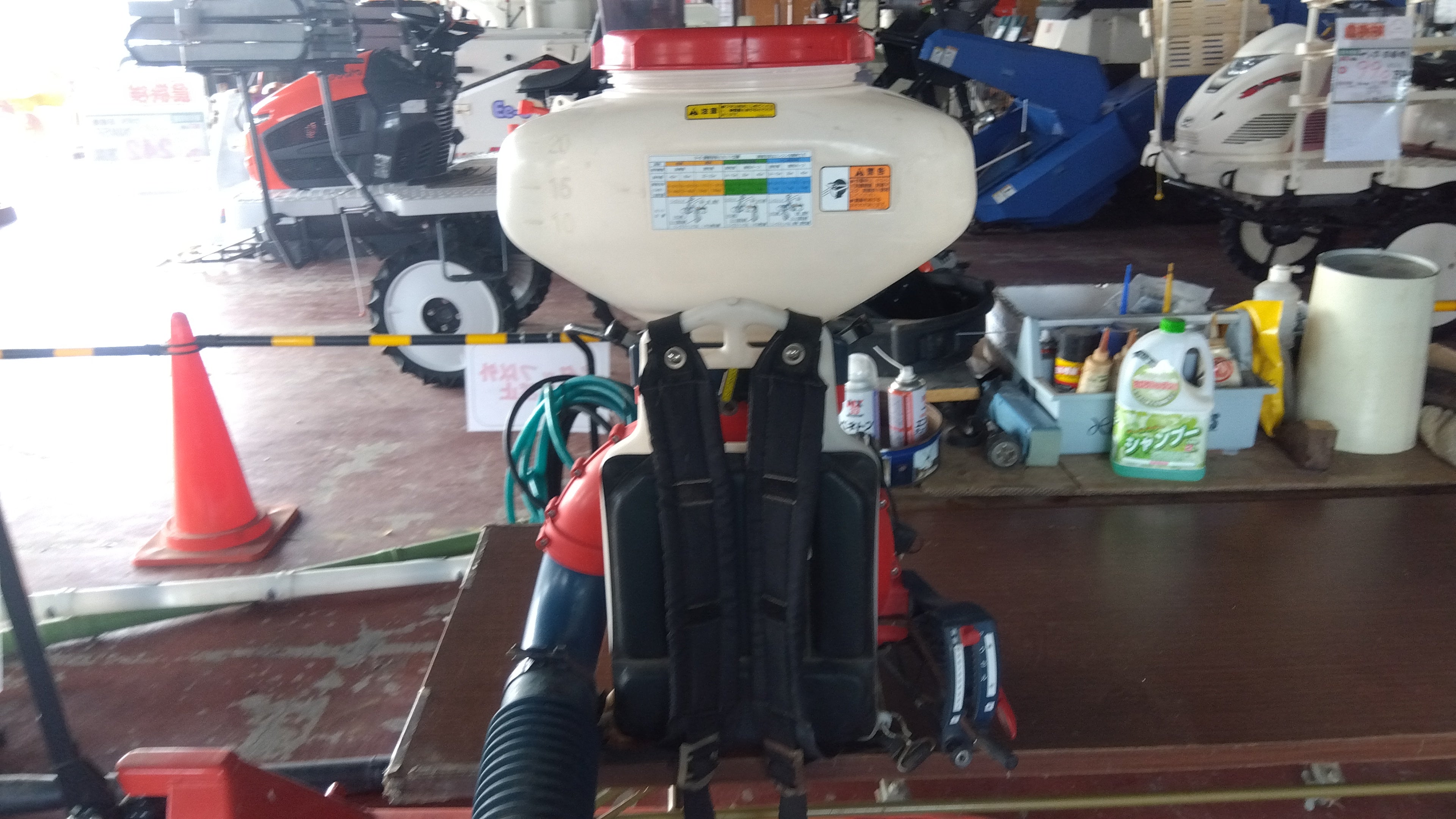 ヤンマー 中古 動力散布機 V-6S 「宮城店2170」 – 農キング