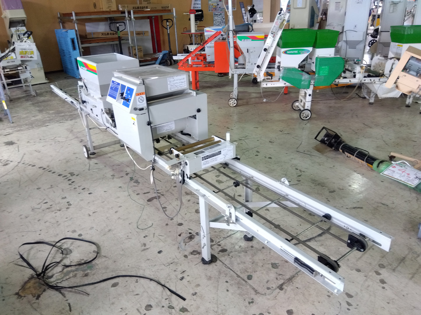 コンマ　播種機　SP-GX4002F【】