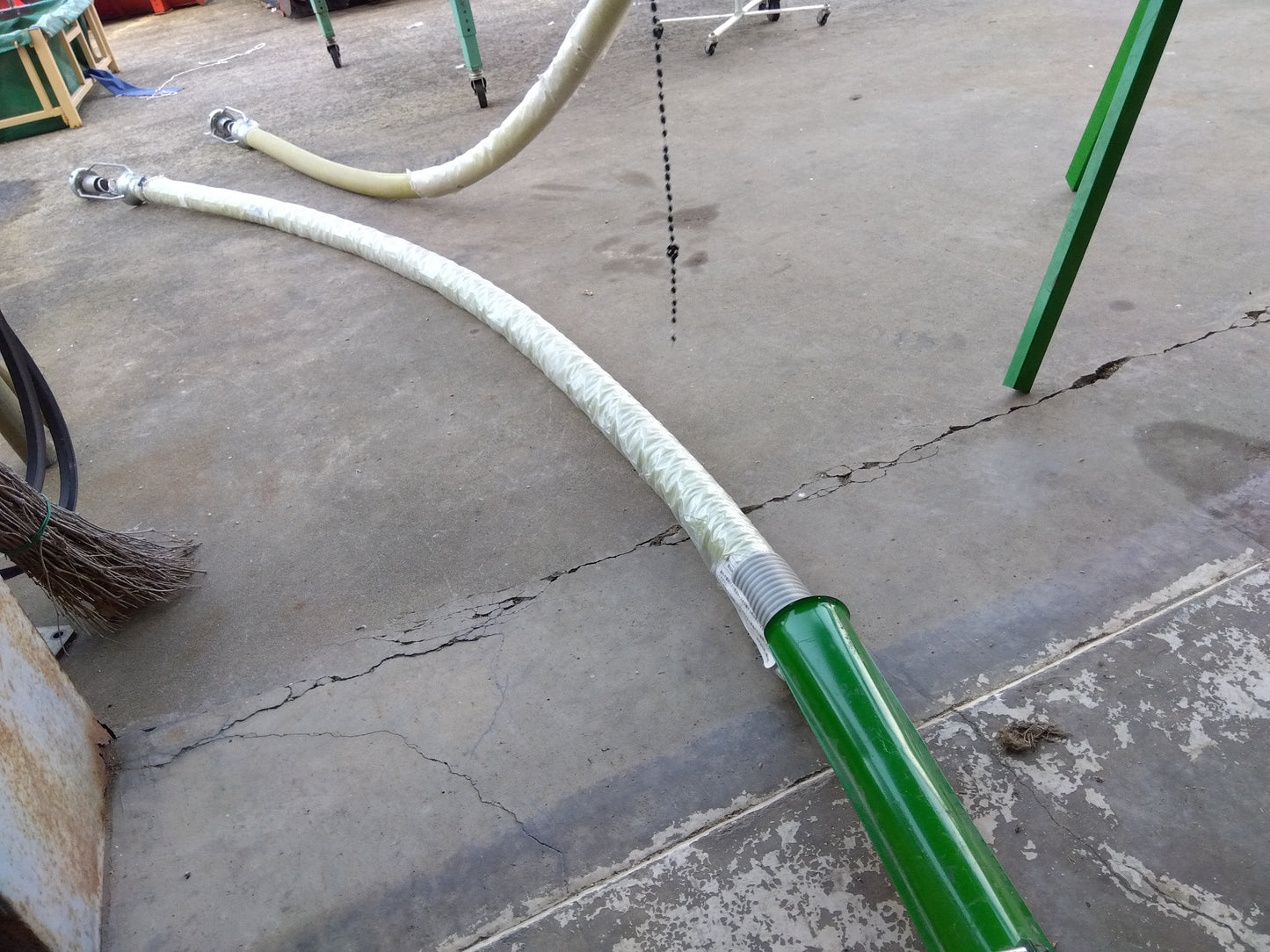 イリノ　穀物搬送機（ばねらくこん）　DCM6-2BW【】