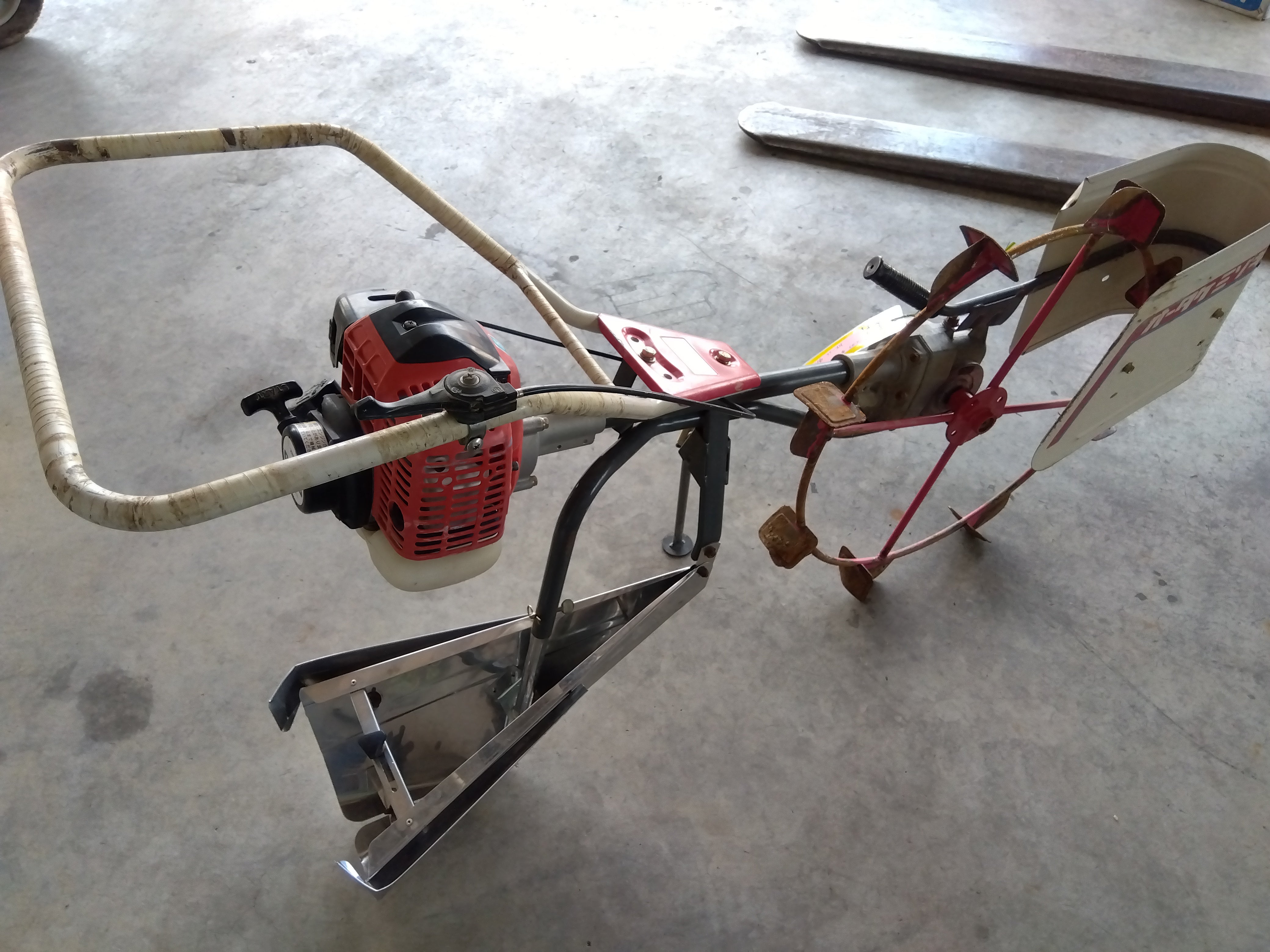 水田溝切り機　オータケ　ＫＦ２２ オータケ 中古 溝切機 KF22 – 農キング