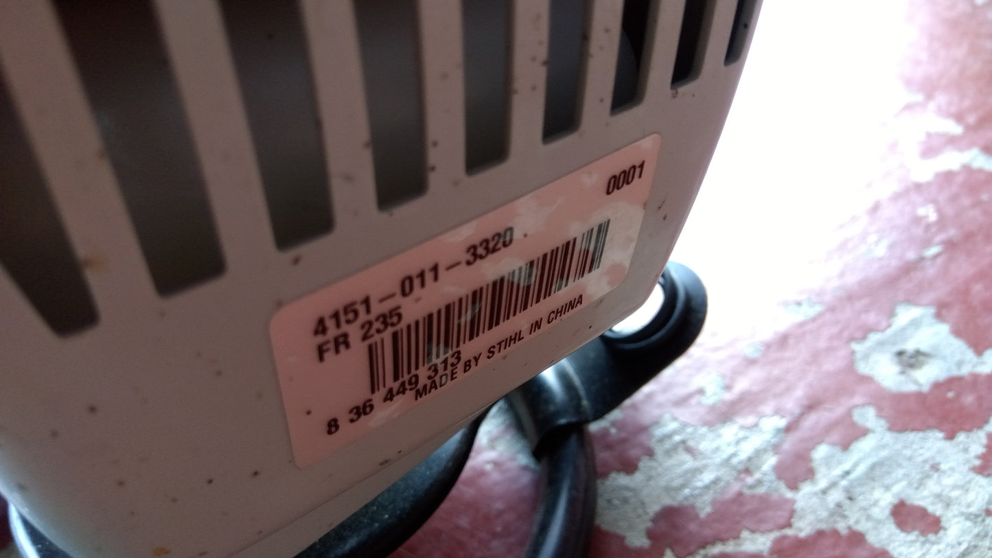 STIHL　中古　刈払機　FR235　「宮城店2203」