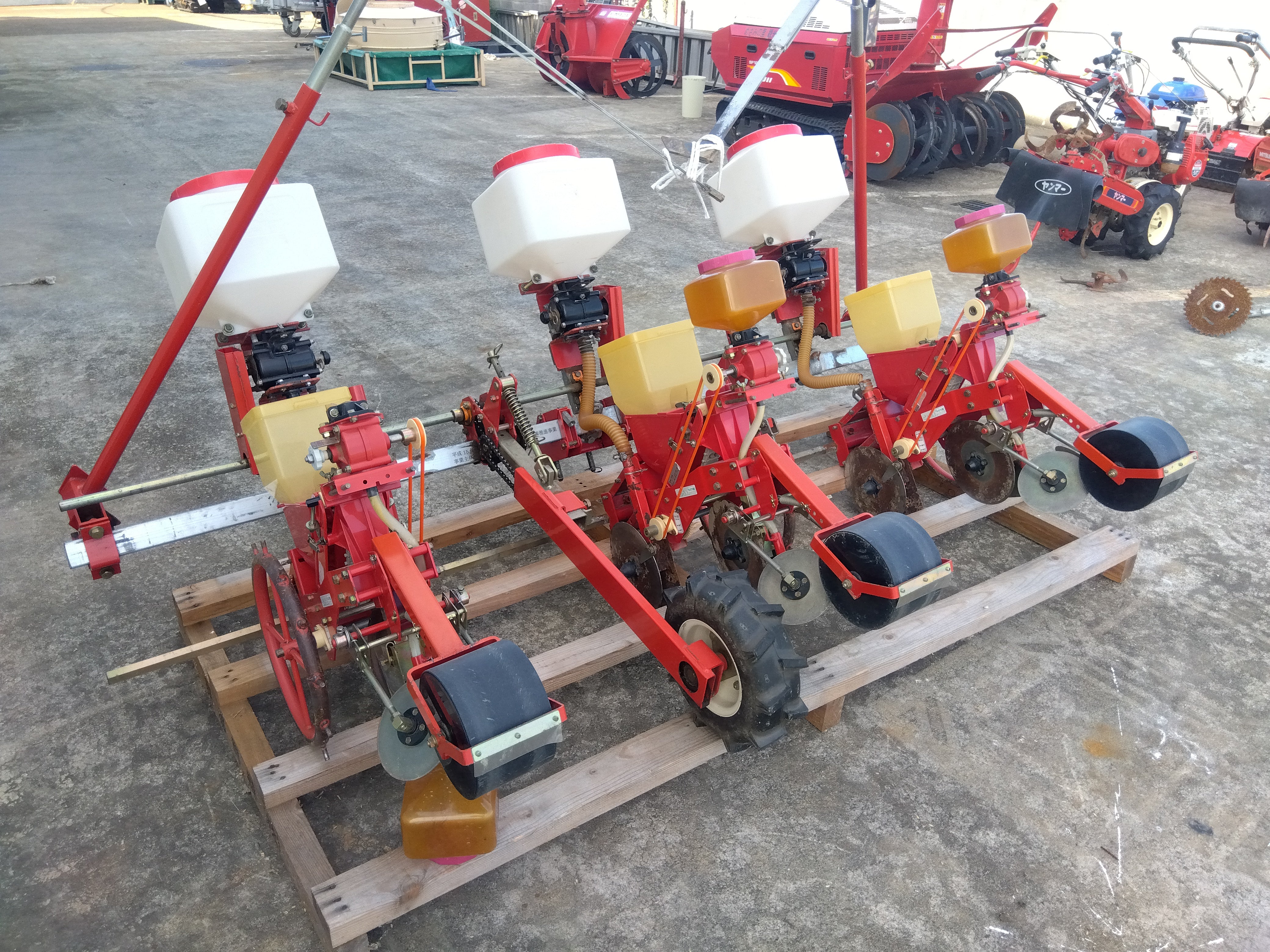 向井工業 3条播種機 TS-570型【8908】 – 農キング