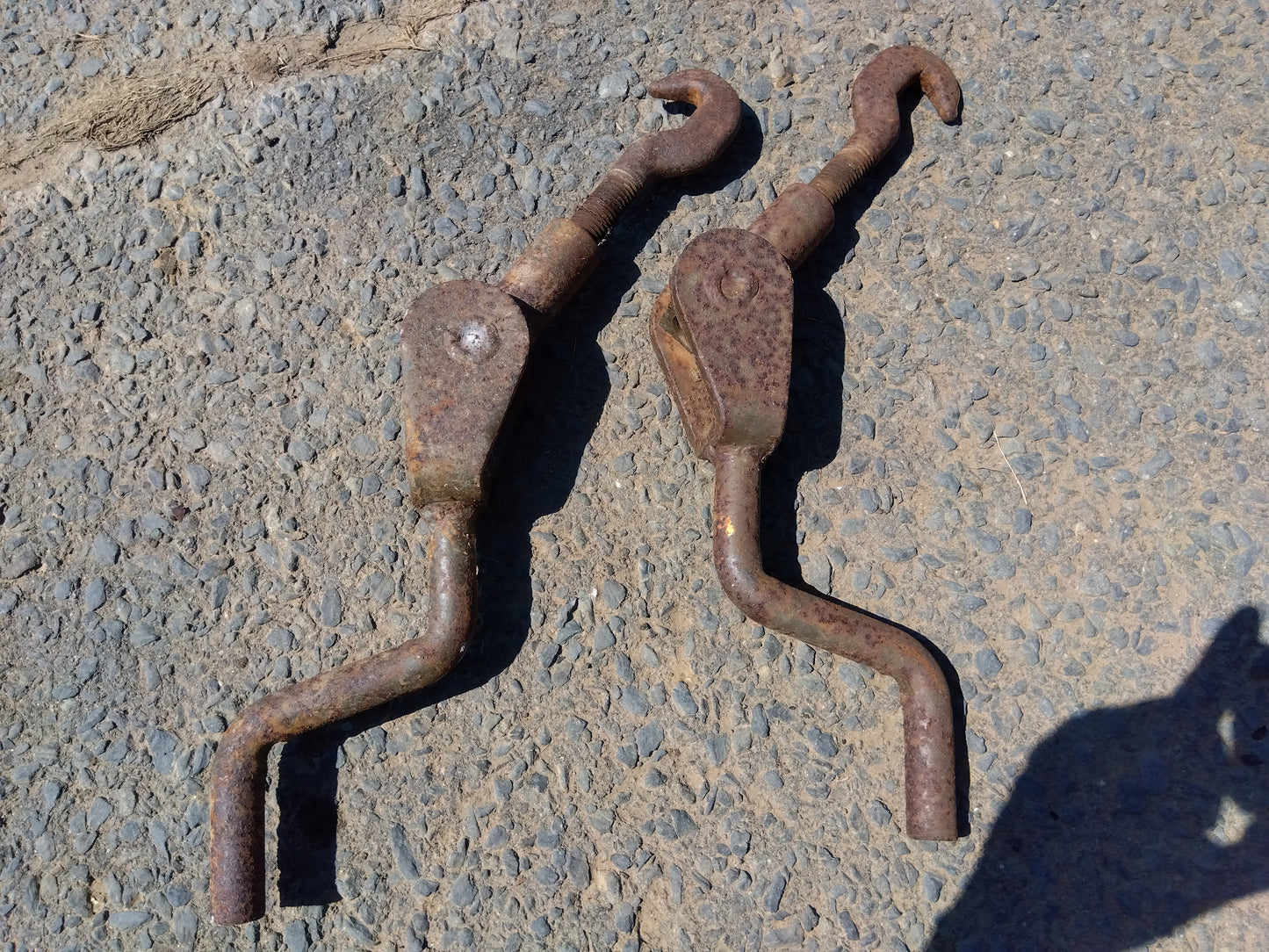 メーカー不明　中古　カゴ車輪　11.2-24　「宮城店　2210」