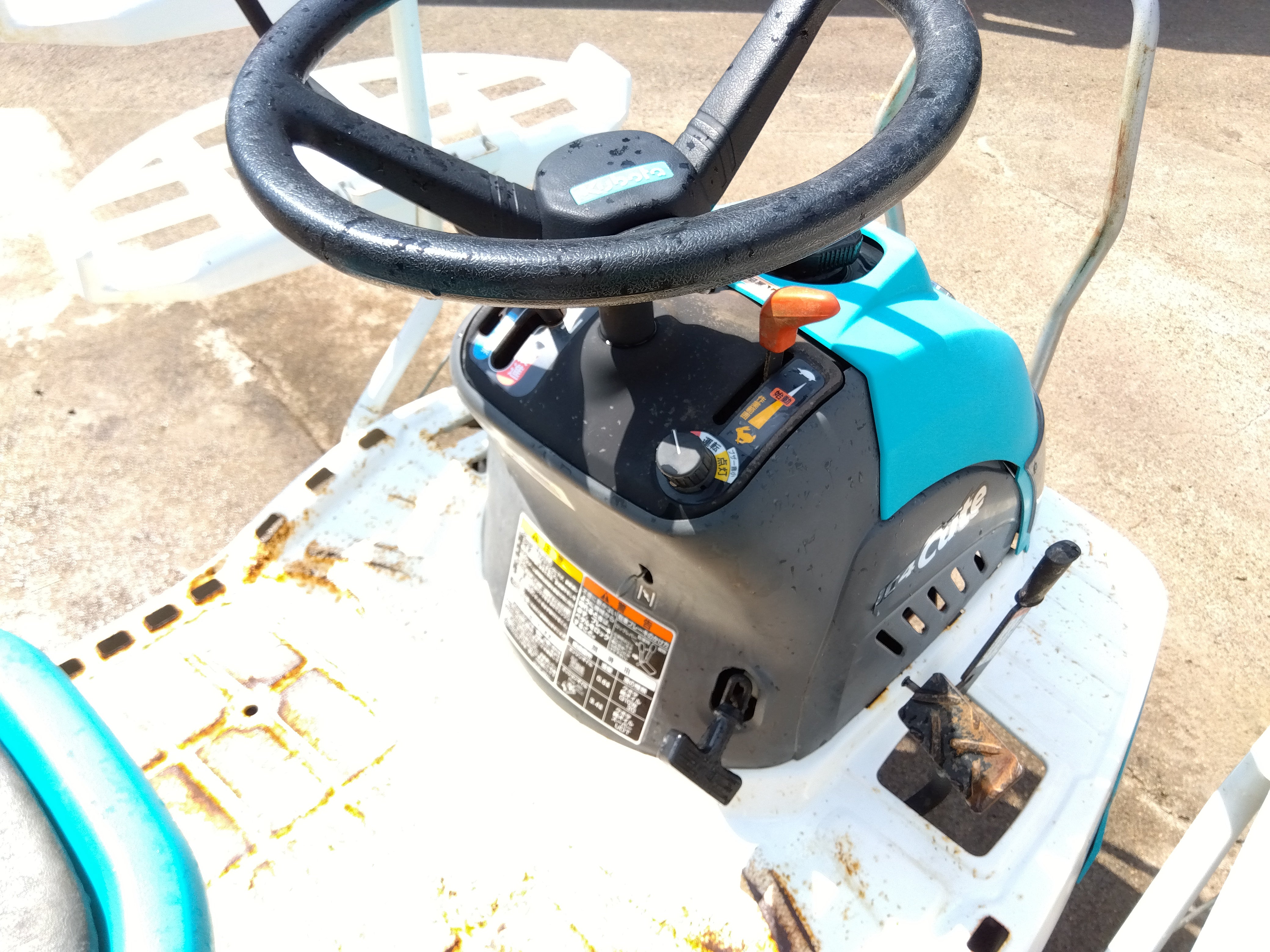 近日中修理予定Kubota 田植機 中古　JC4 実働 近日中修理予定Kubota 田植機 中古 JC4 実働 近日中修理予定Kubota 田植