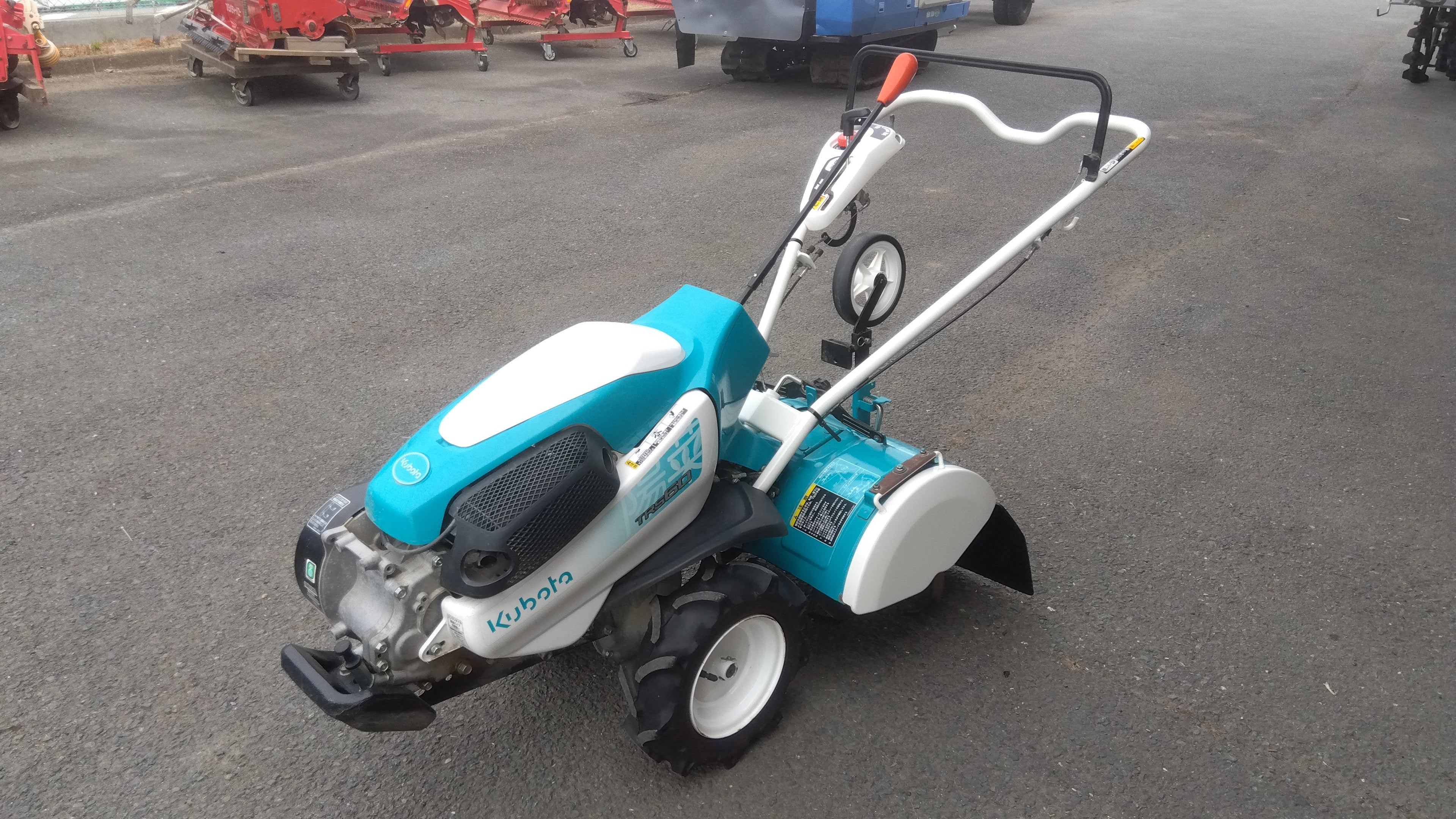 ≪引き取り限定》 《 岩手奥州》KONMA　管理機　耕運機　KMR68 ≪引き取り限定》 《 岩手奥州》KONMA 管理機 耕運機 KMR68