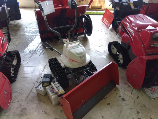 リョービ　除雪機　BSG-240(ジャンク品)【9130】